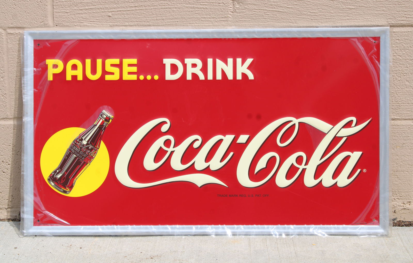 NOS Coca Cola "Pause..Drink" Metal Sign, 2006 (1 of 2)