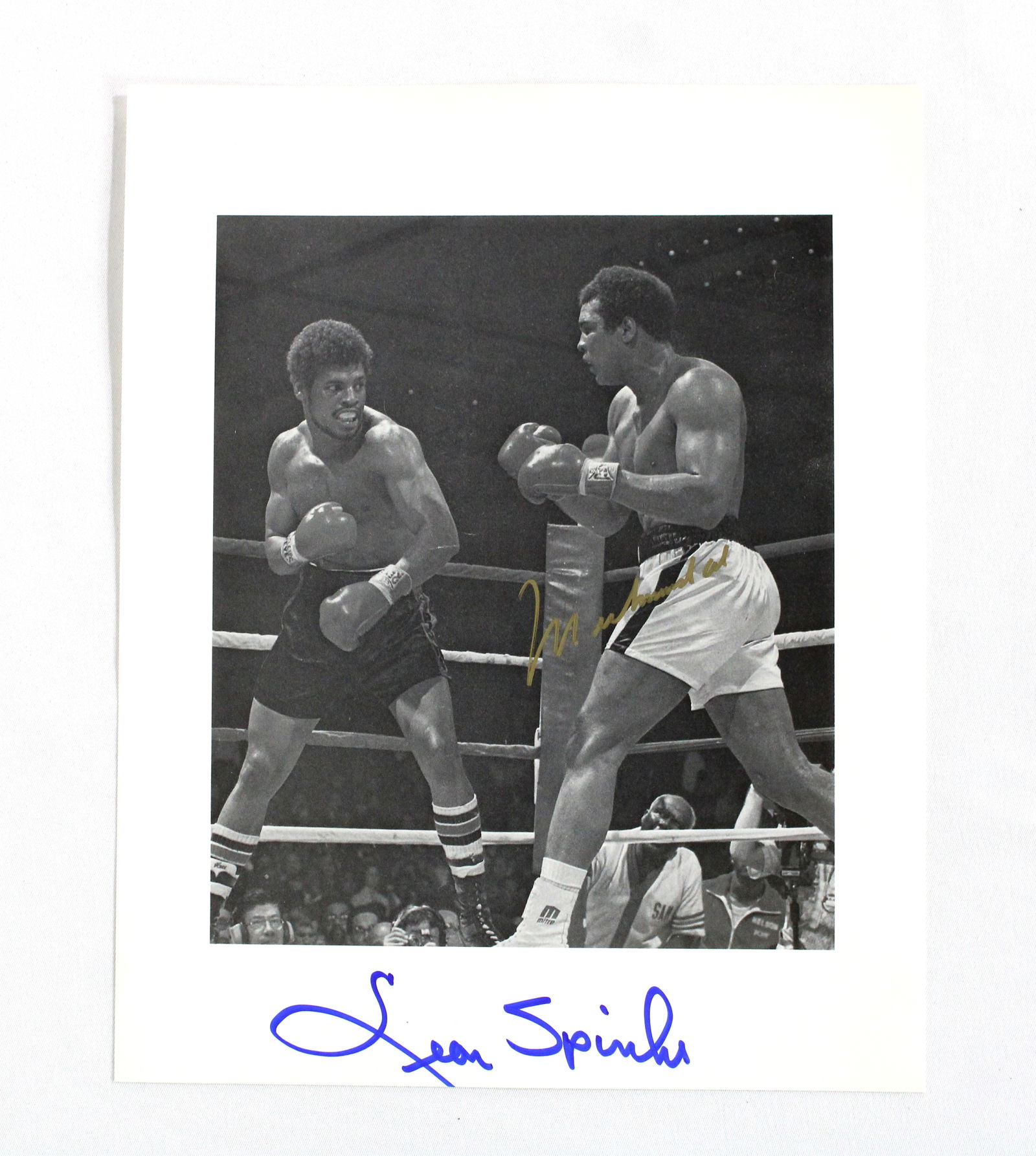 Muhammad Ali vs. Leon Spinks Signed Photo, COA Included (1 of 2)