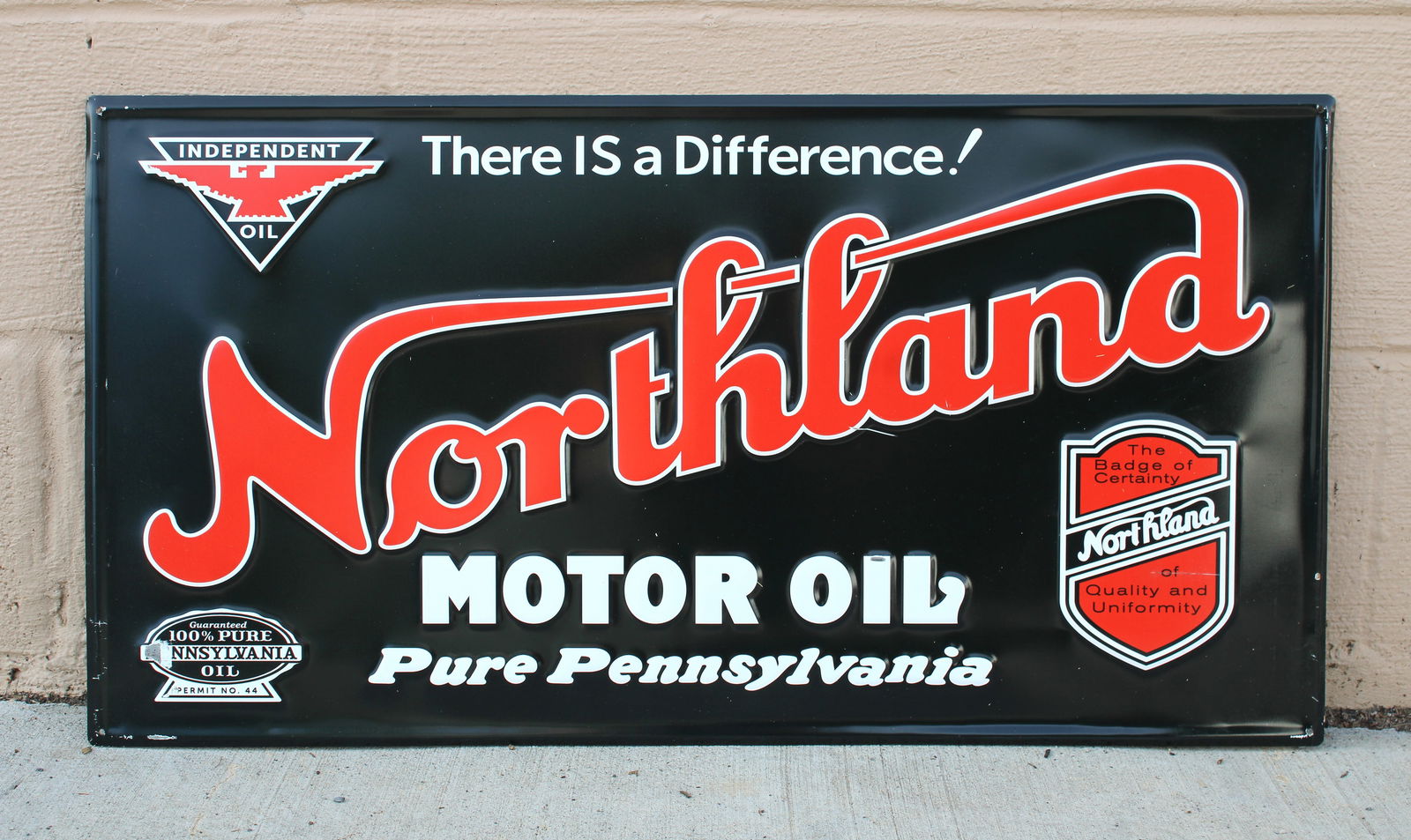 Northland Motor Oil Tin Garage Sign, Contemporary (1 of 1)