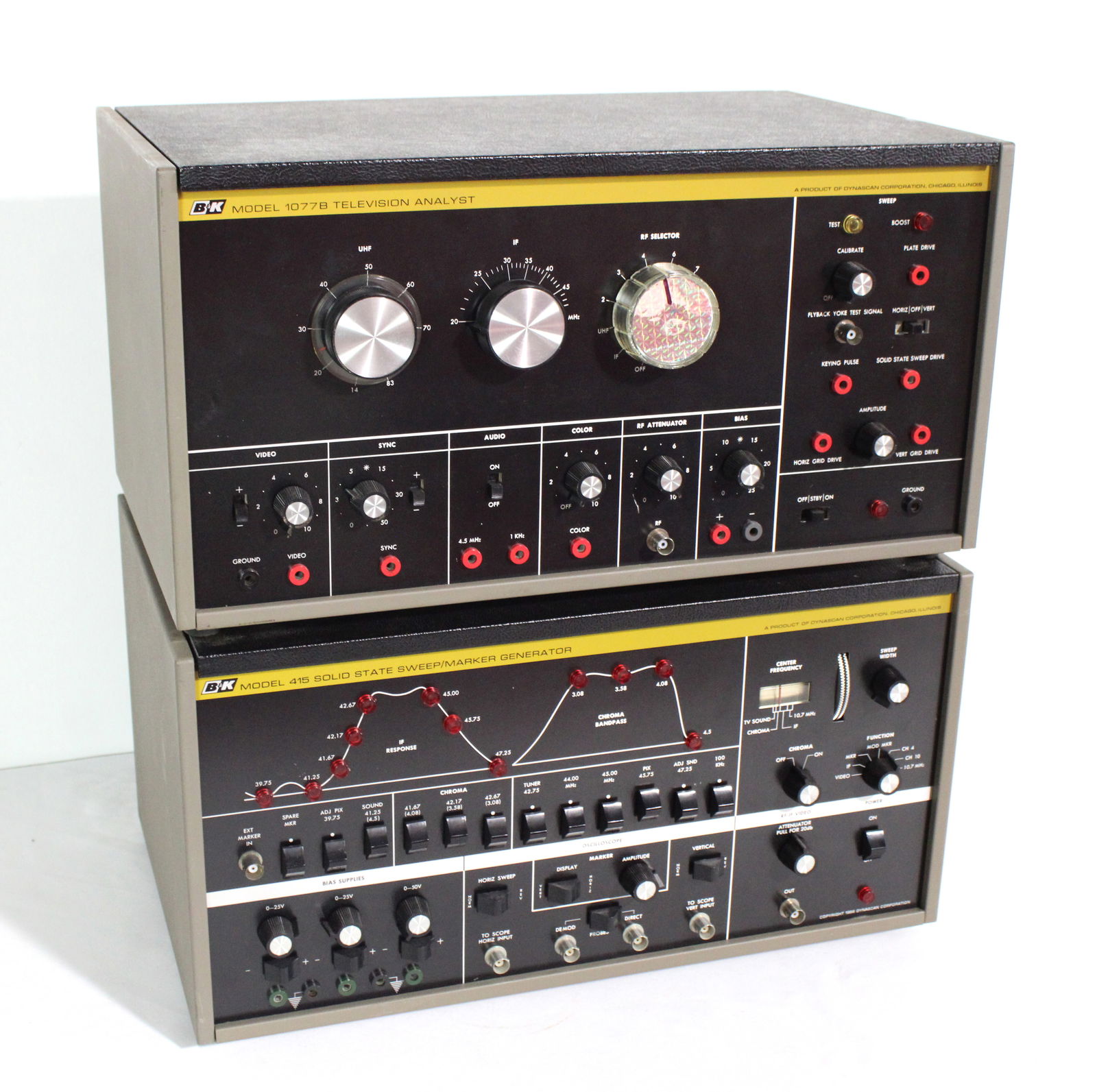 B&K Model 1077B Television Analyst / Model 415 SS Sweep / Market Generator (1 of 7)