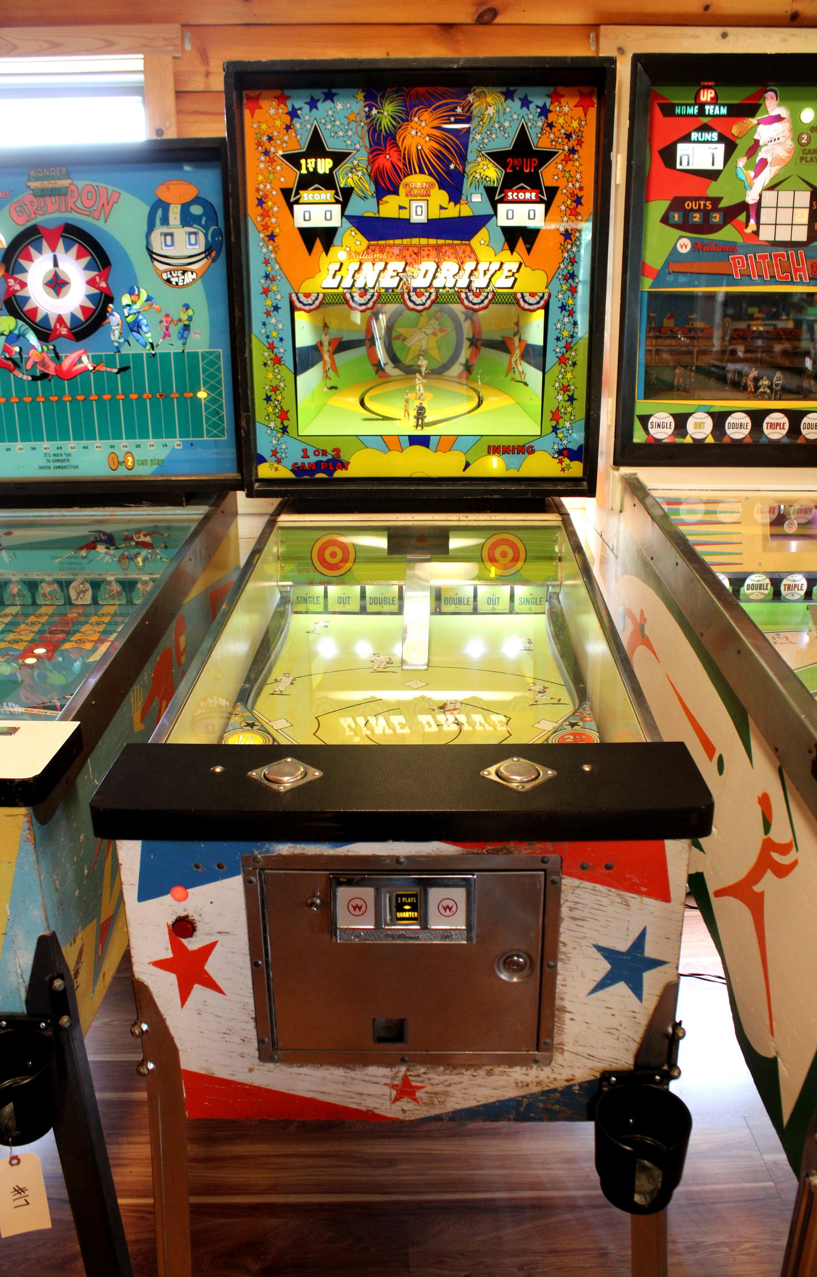 Williams Line Drive Baseball Pinball Machine, Animated Backglass (1 of 5)