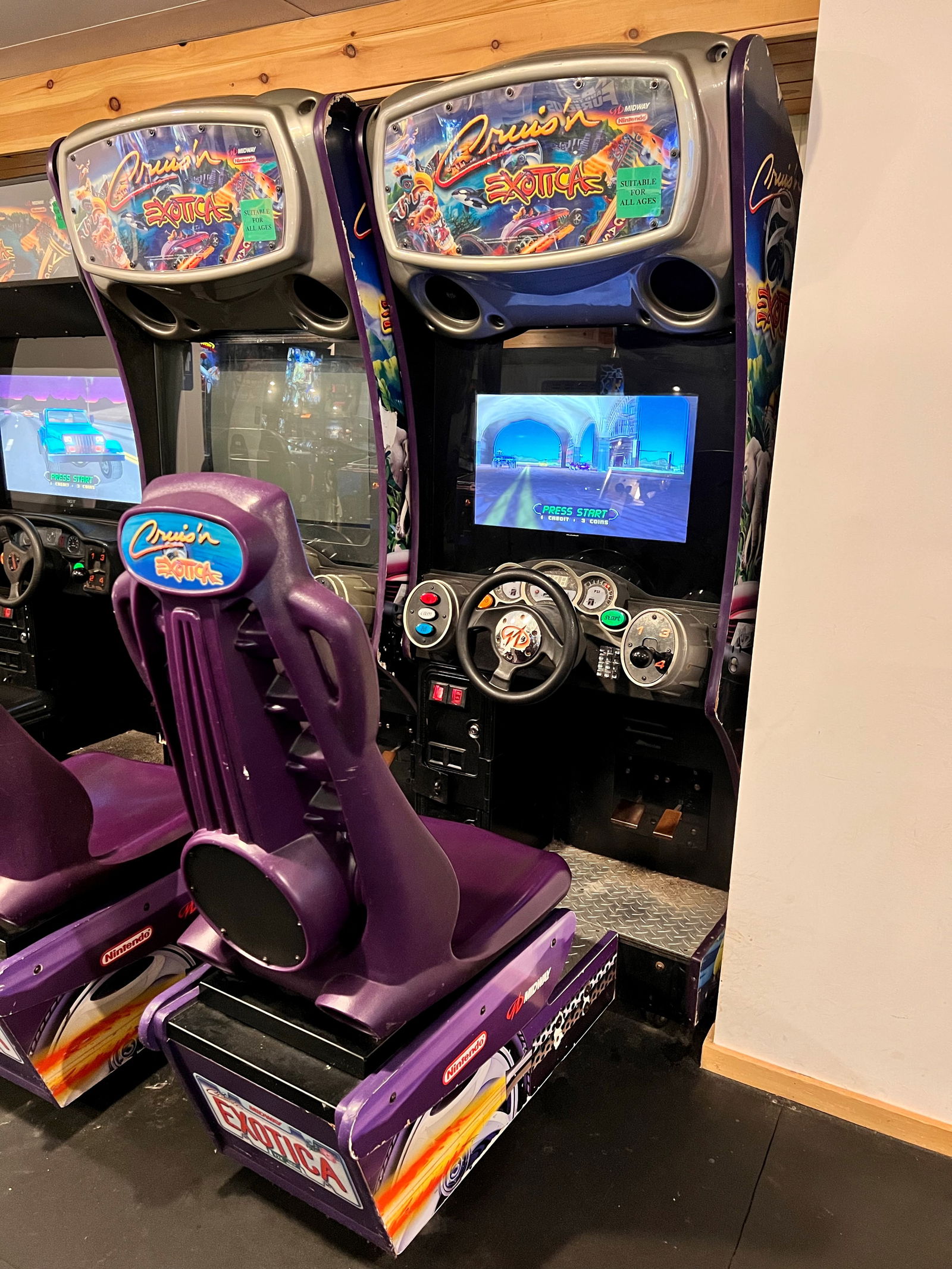 Cruisin' Exotica Sit Down Racing Arcade, Lot 1 (1 of 1)