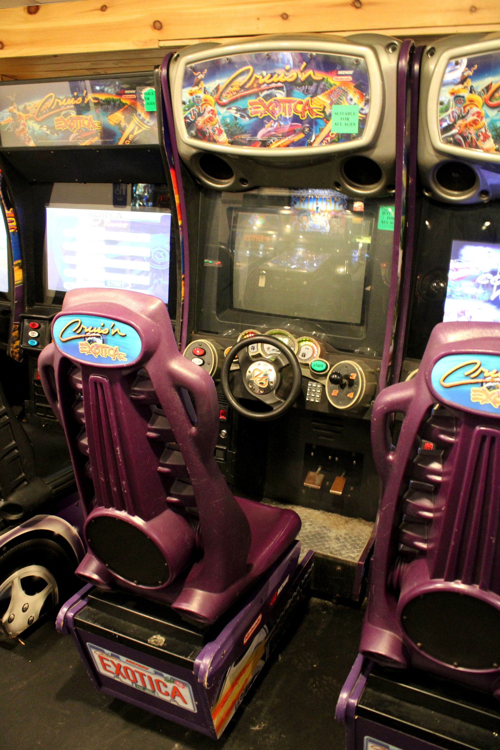 Cruisin' Exotica Sit Down Racing Arcade, Lot 2 (1 of 2)