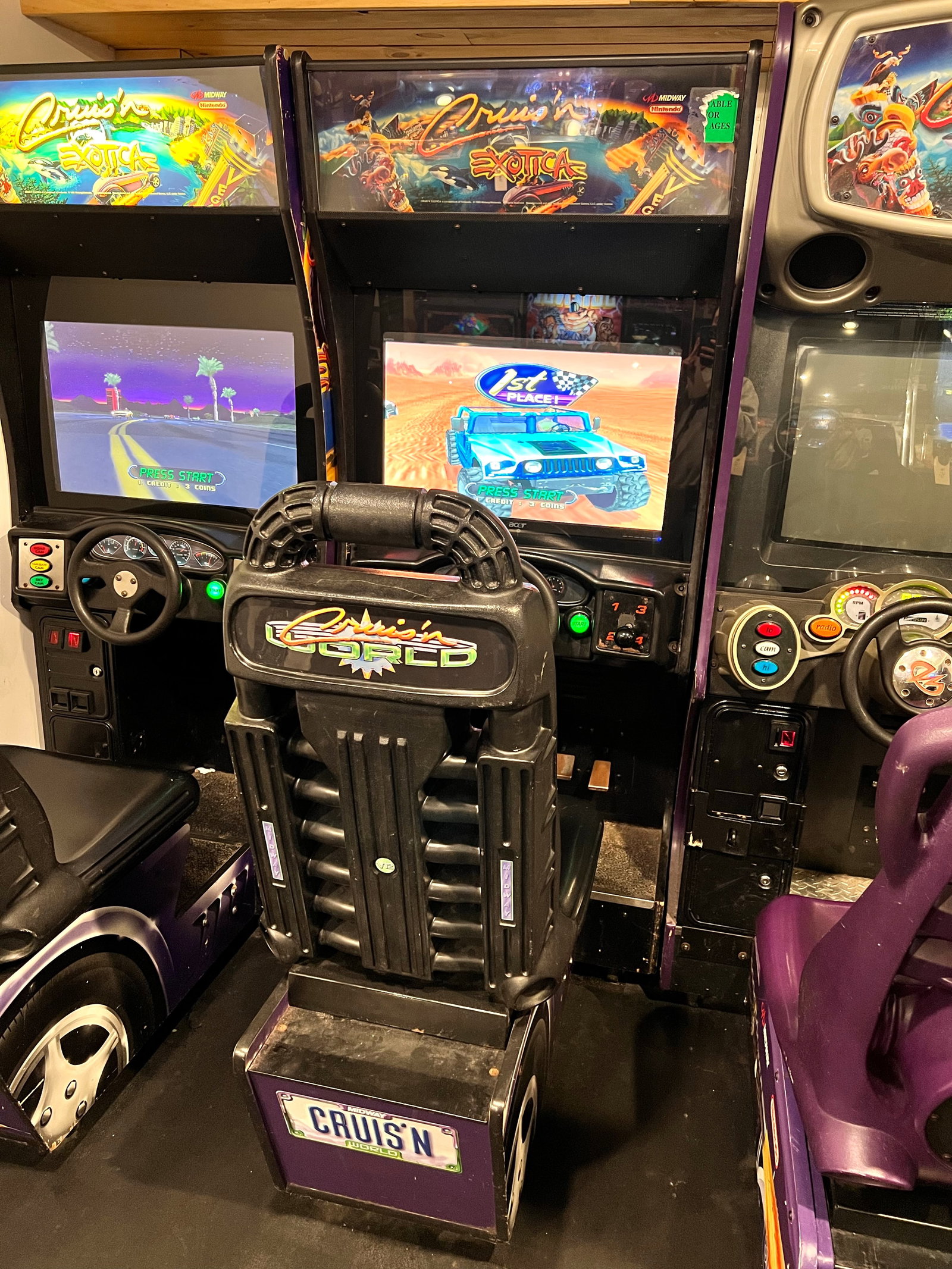 Cruisin' Exotica Sit Down Racing Arcade, Lot 3 (1 of 1)
