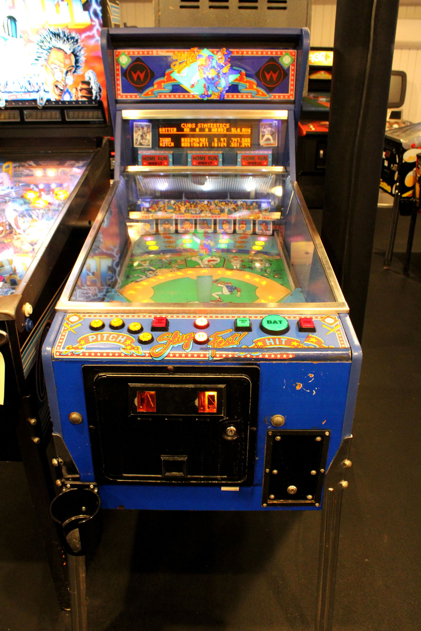 Williams Slugfest Pinball Machine (1 of 5)