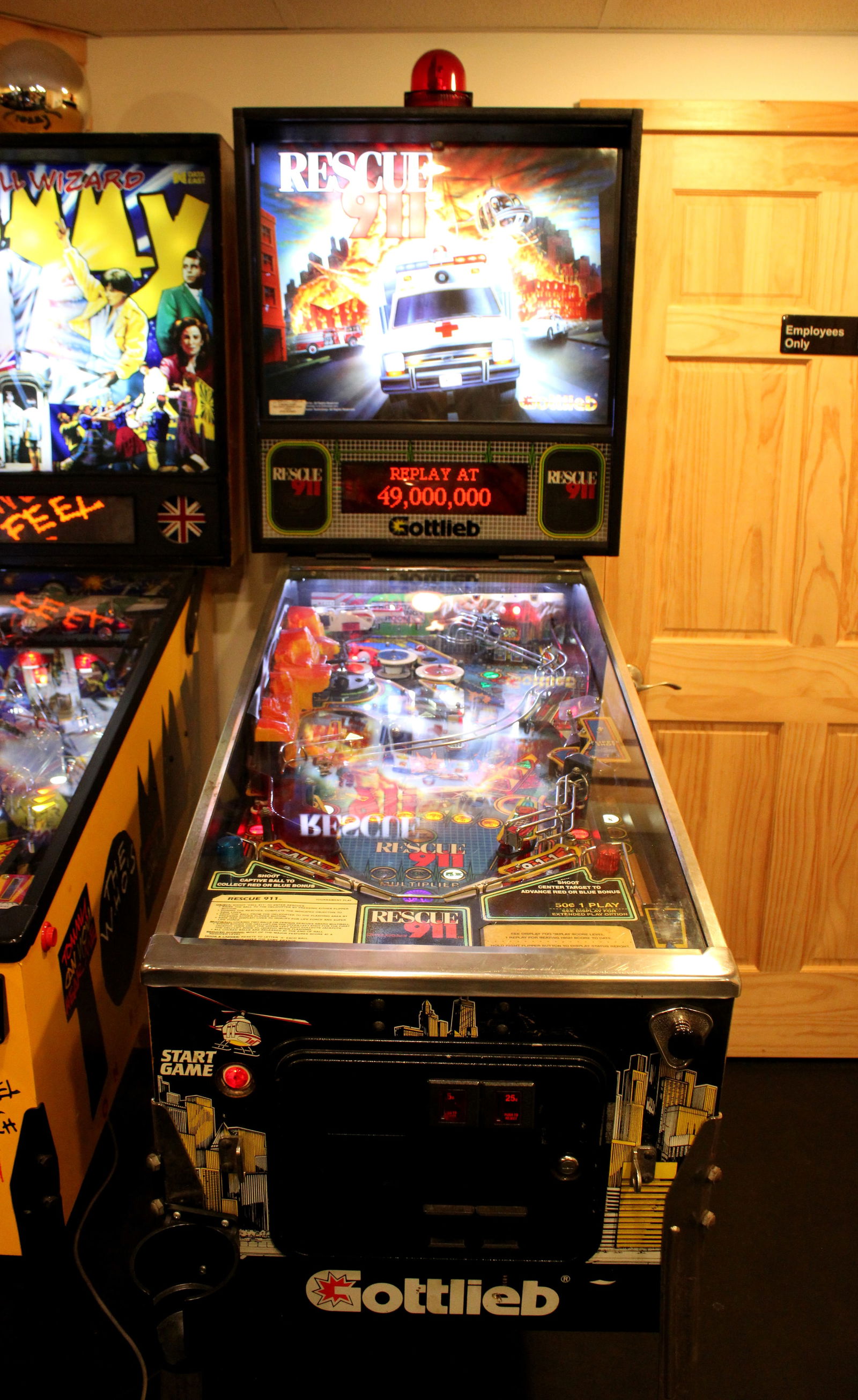 Gottlieb Rescue 911 Pinball Machine (1 of 7)