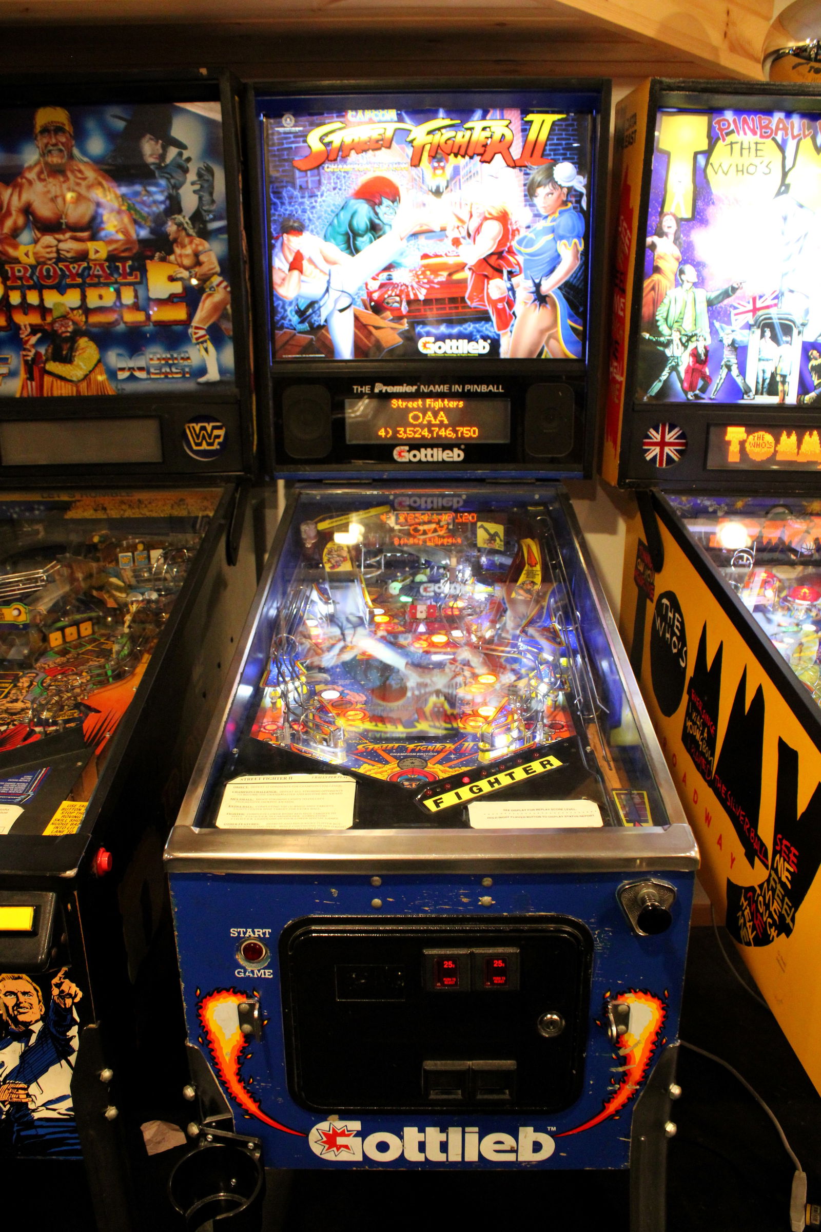 Gottlieb Street Fighter II Pinball Machine (1 of 5)