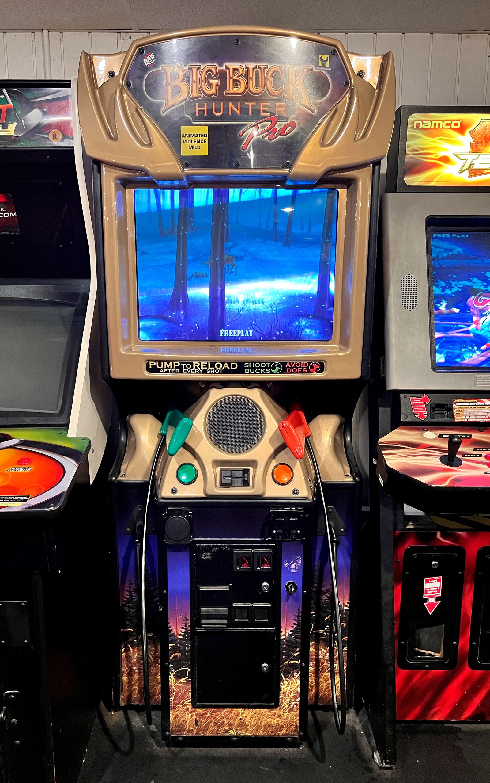 Big Buck Hunter Pro Arcade Game (1 of 3)