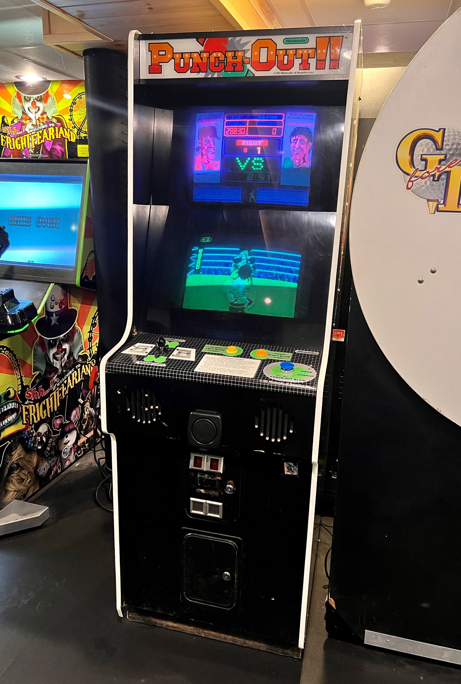 Nintendo Punchout Arcade Game (1 of 3)