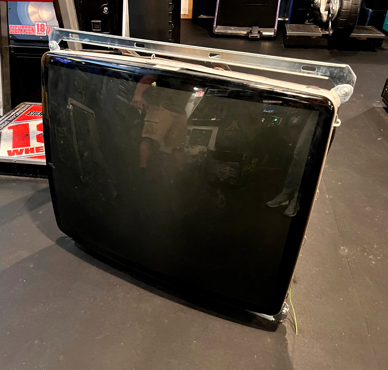 36" Arcade Monitor: Not working. *This is a remote auction in McHenry, Maryland. Pickup or Third-party shipping is required on all items. A list of suggested shippers can be found in the terms of this auction and on our 