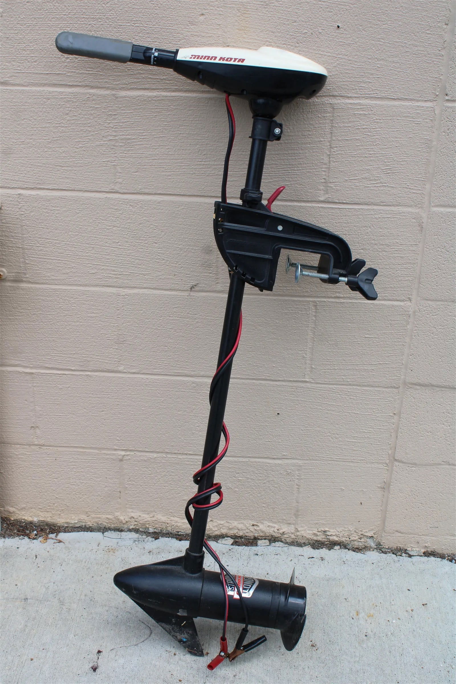 Minn Kota Outboard Motor (1 of 4)