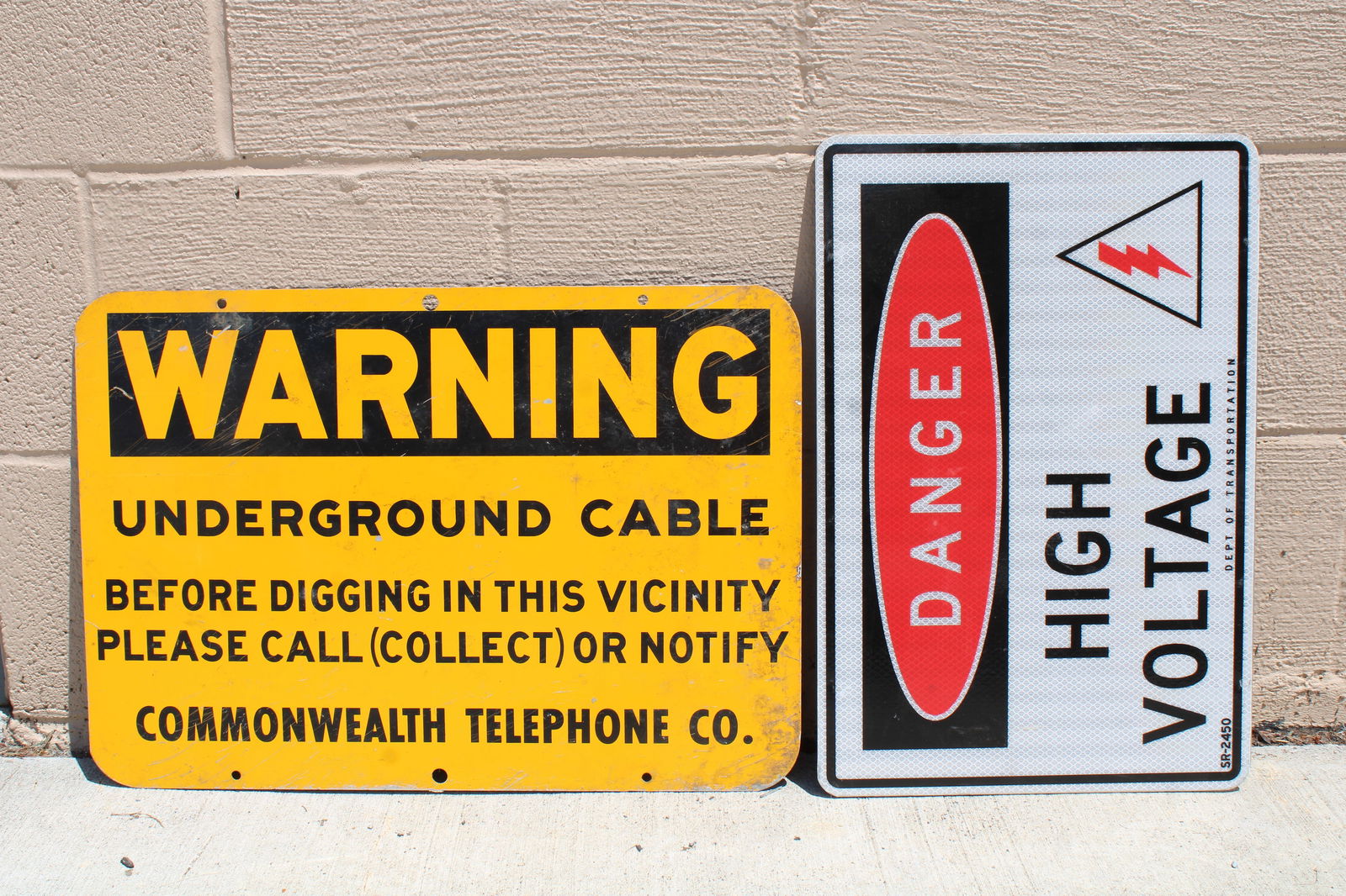 Danger / Warning Street Signs (1 of 1)