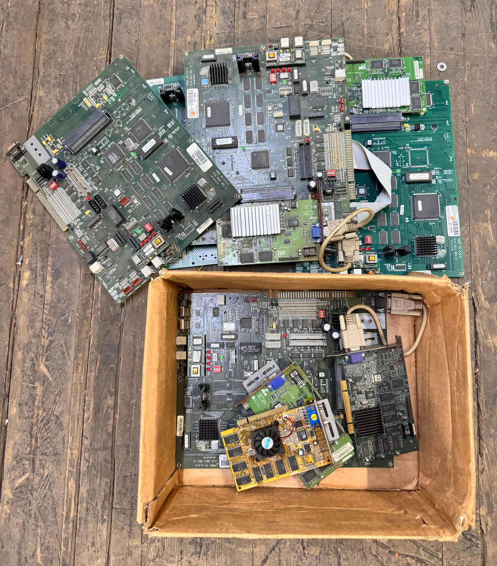 Arcade Game Boards incl. Golden Tee (1 of 1)