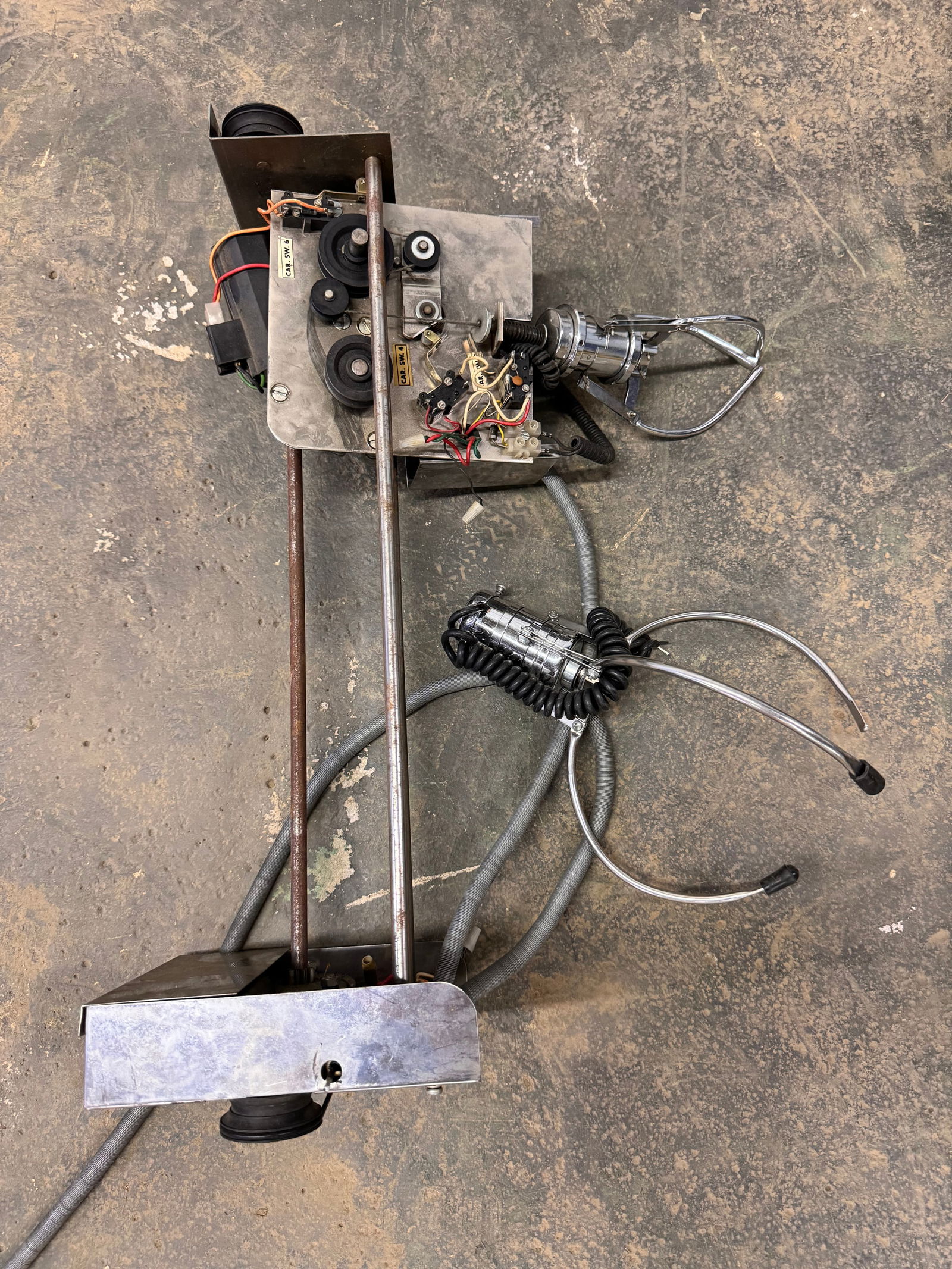 Redemption Arcade Game Claw Mechanism (1 of 1)