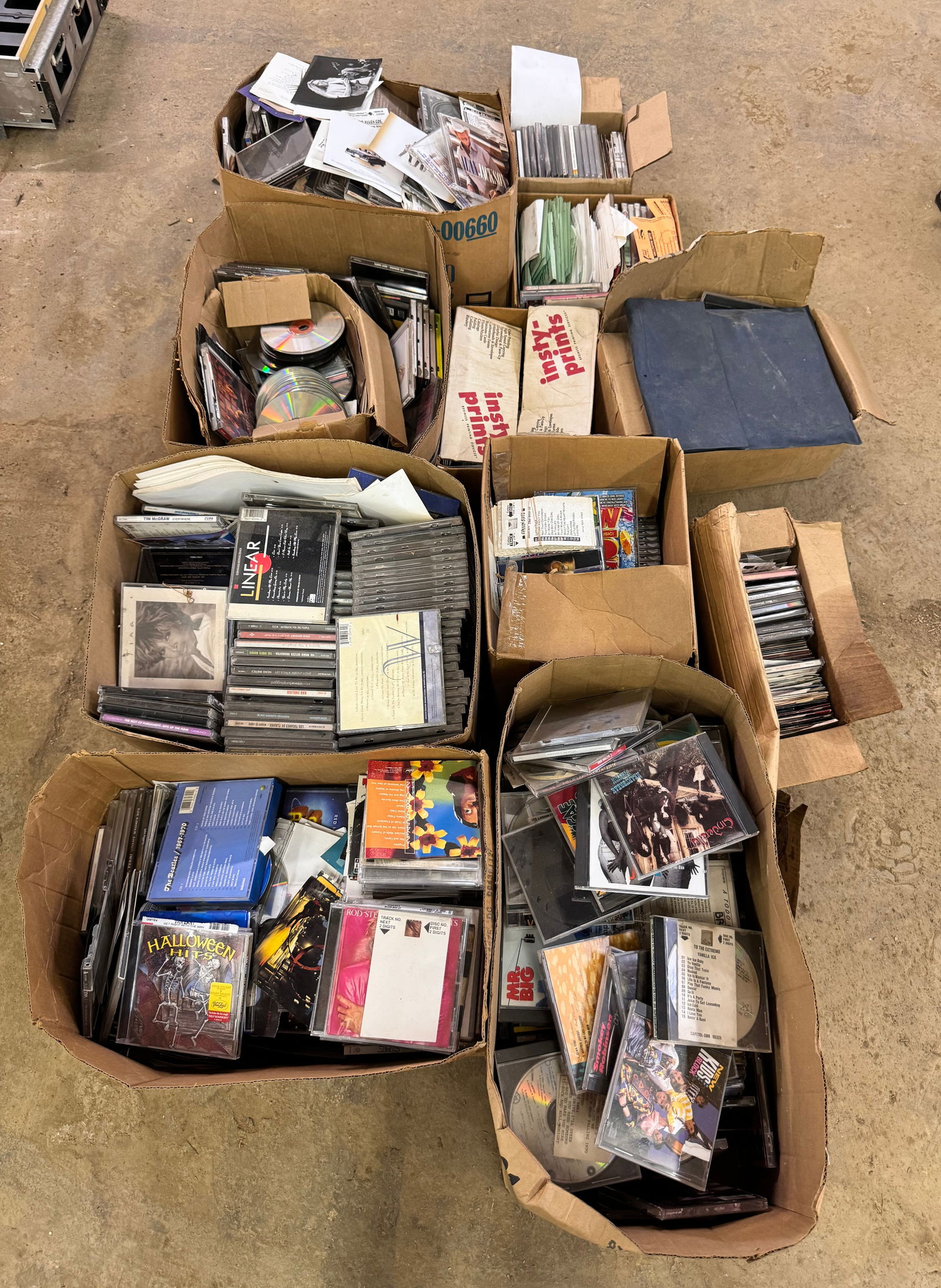 Large Lot of CDs for Jukeboxes, Lot 1 (1 of 1)