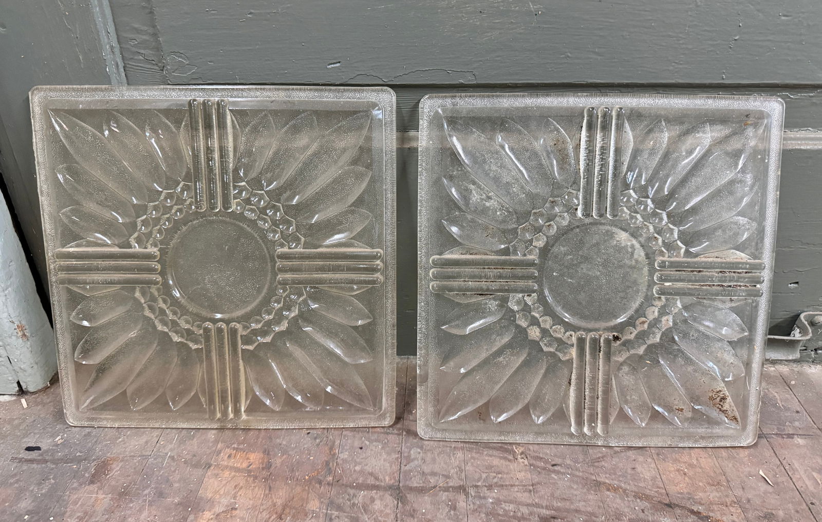 Singing Towers Jukebox Front Glass (1 of 1)