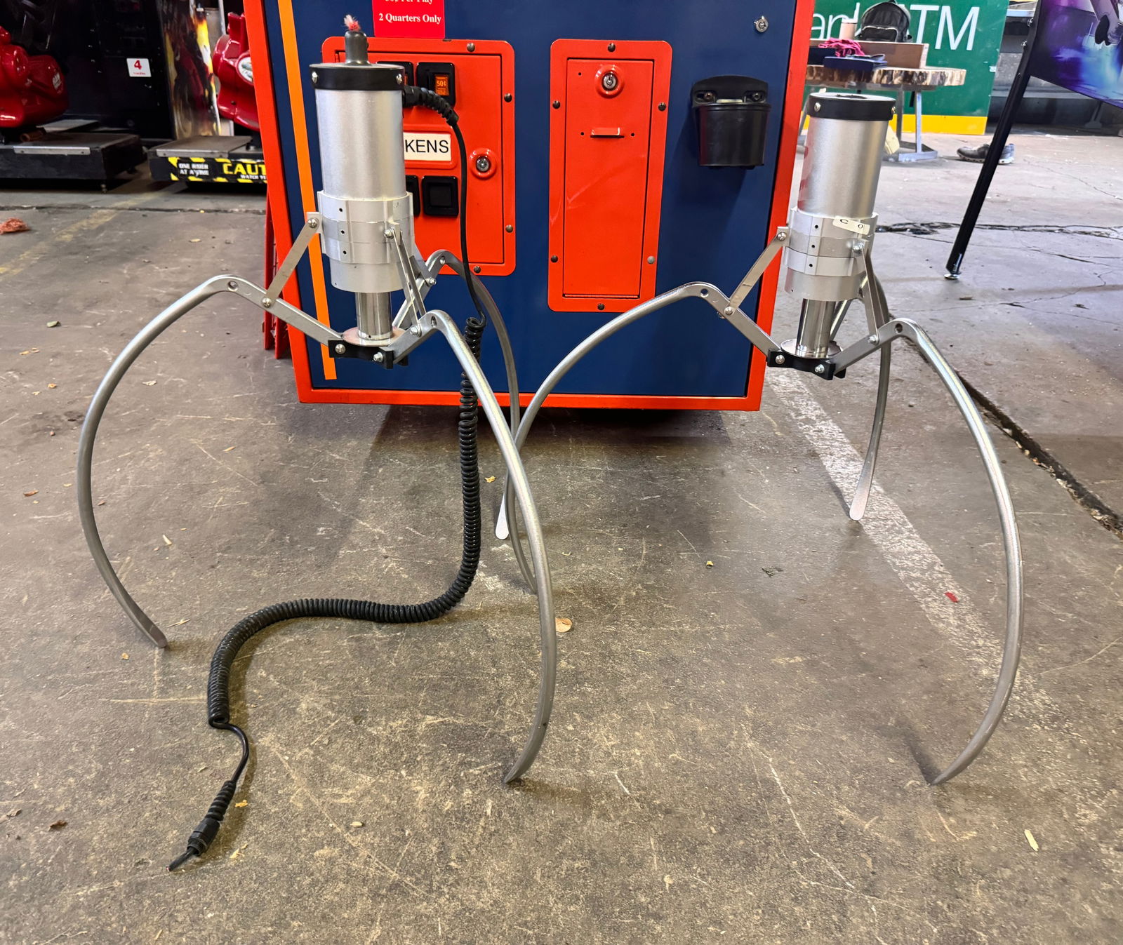 Oversized Crane Arcade Game Claws (1 of 1)