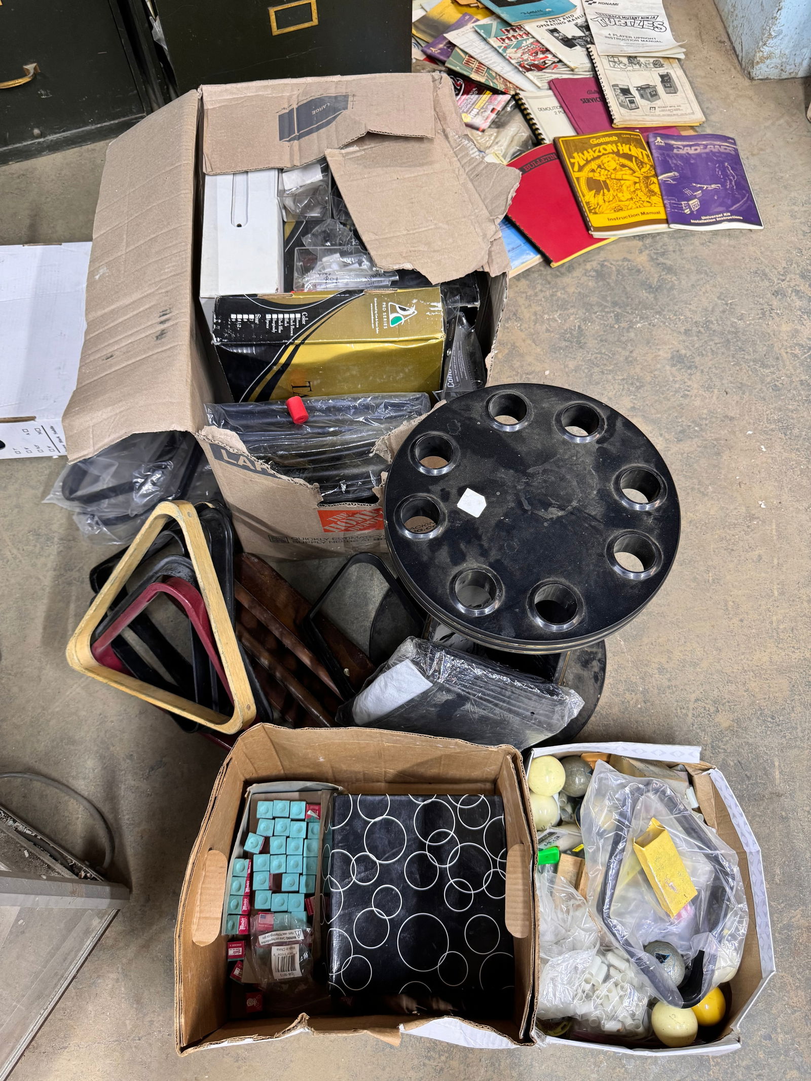 Pool Table Balls and Supplies (1 of 1)