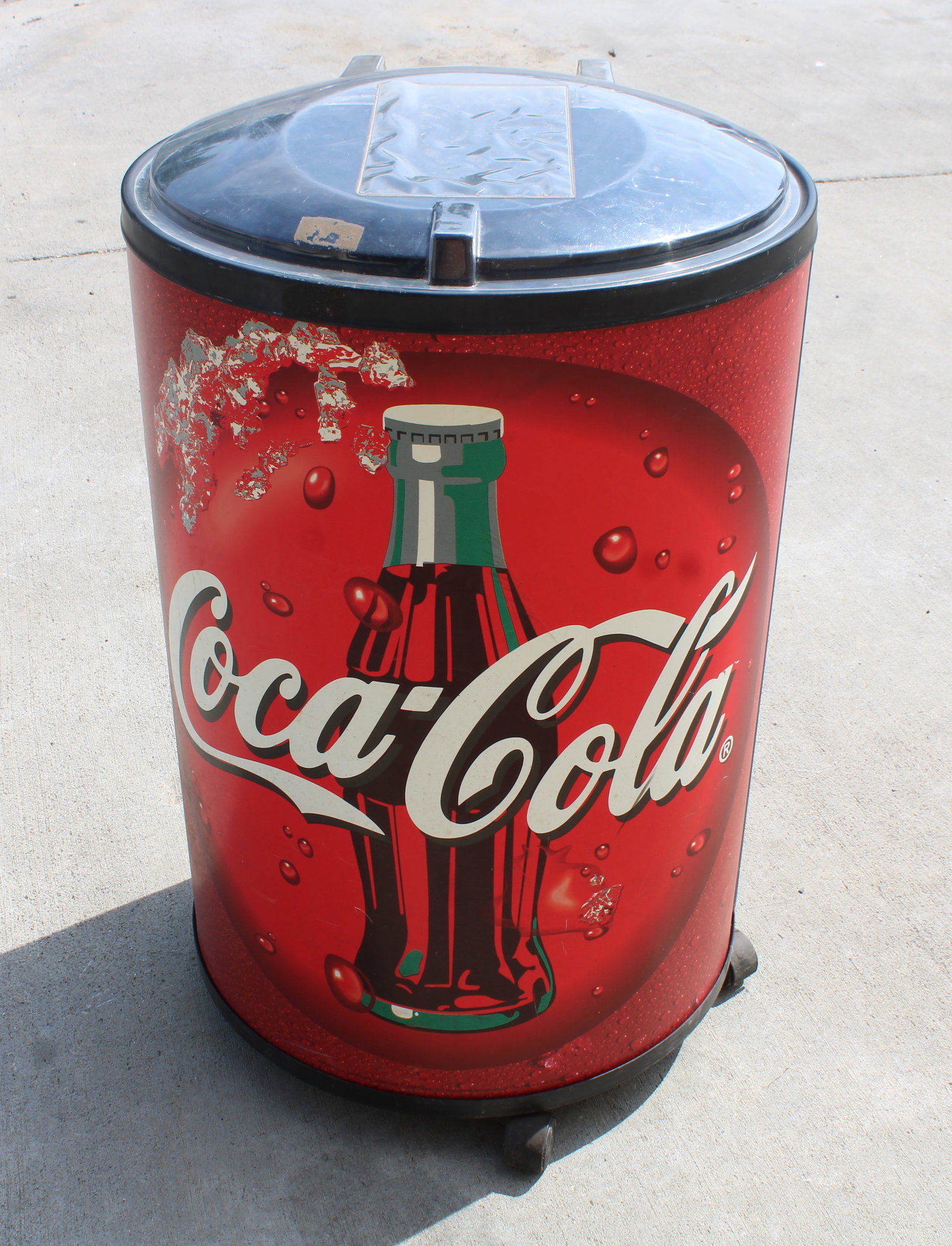 Coca Cola Store Display Cooler (1 of 2)