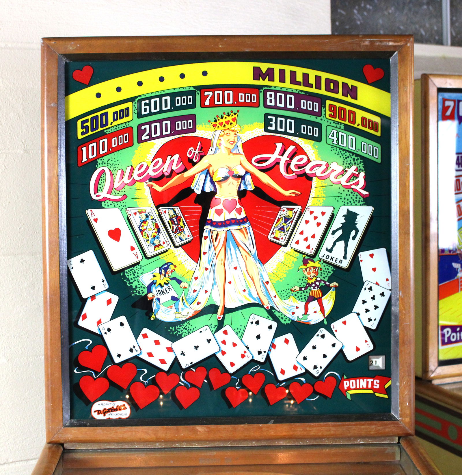 Gottlieb Queen of Hearts Woodrail Pinball Machine, 1952 (1 of 9)