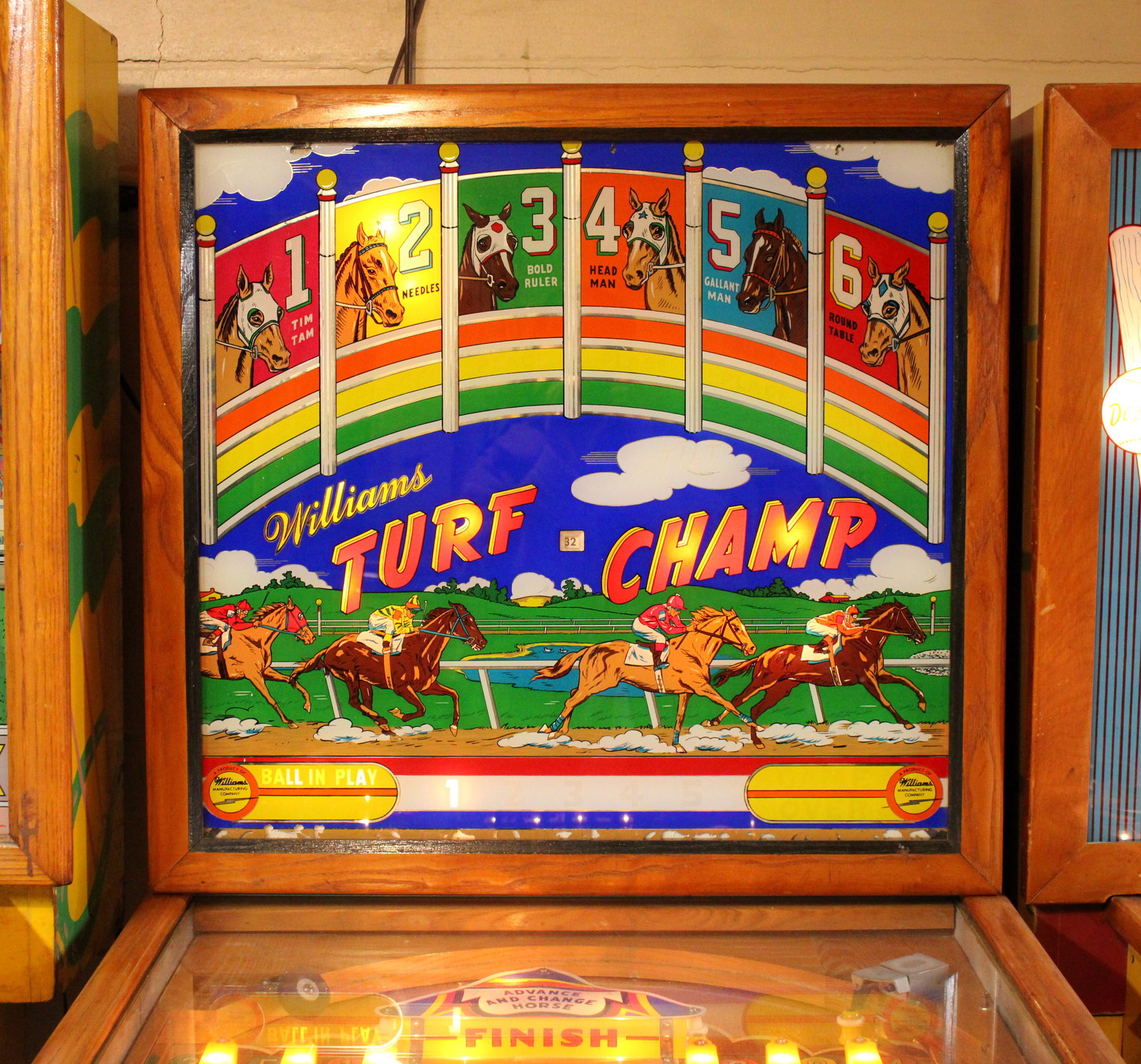 Williams Turf Champ Woodrail Pinball Machine, 1958 (1 of 7)