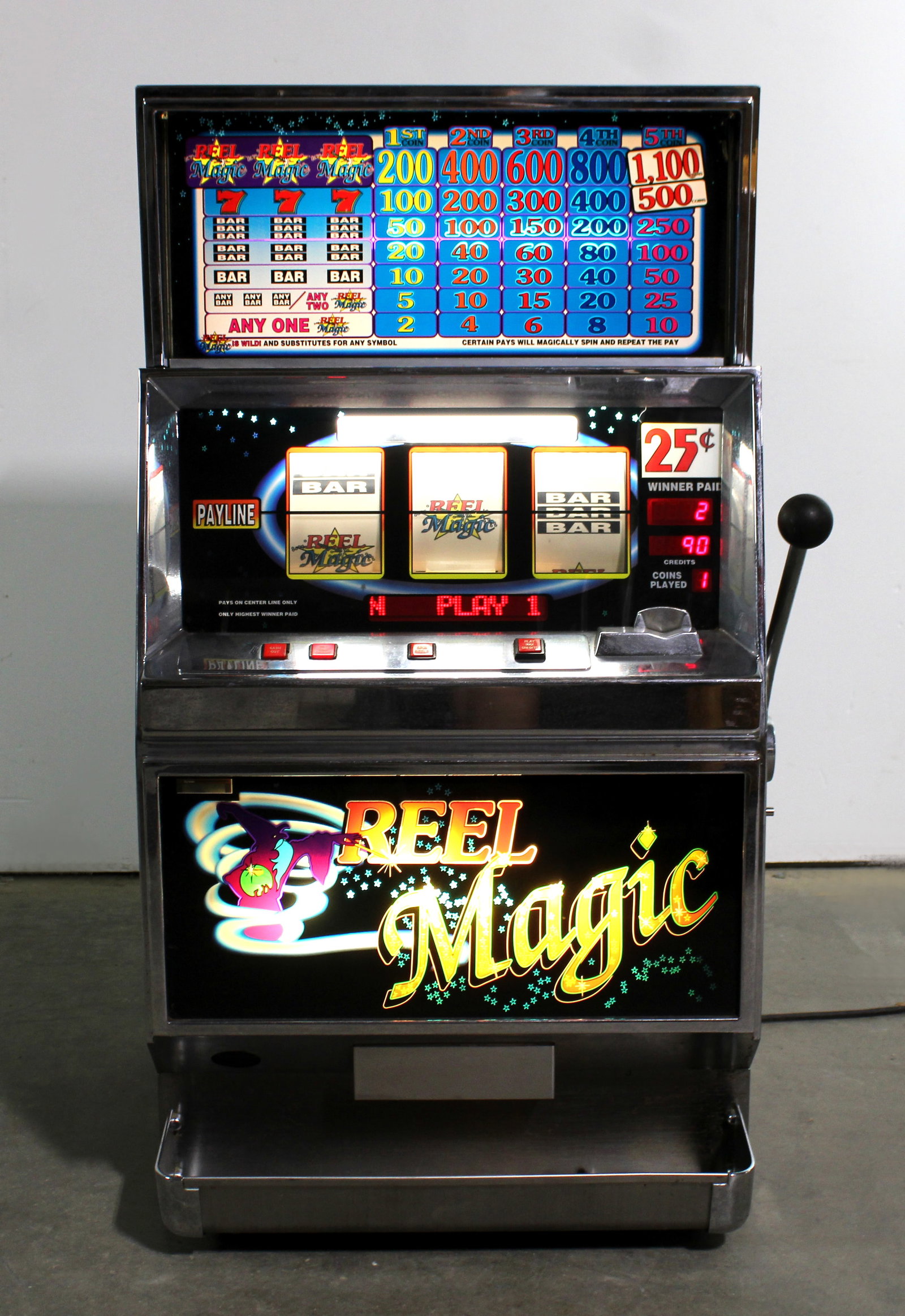 IGT Reel Magic Slot Machine (1 of 3)