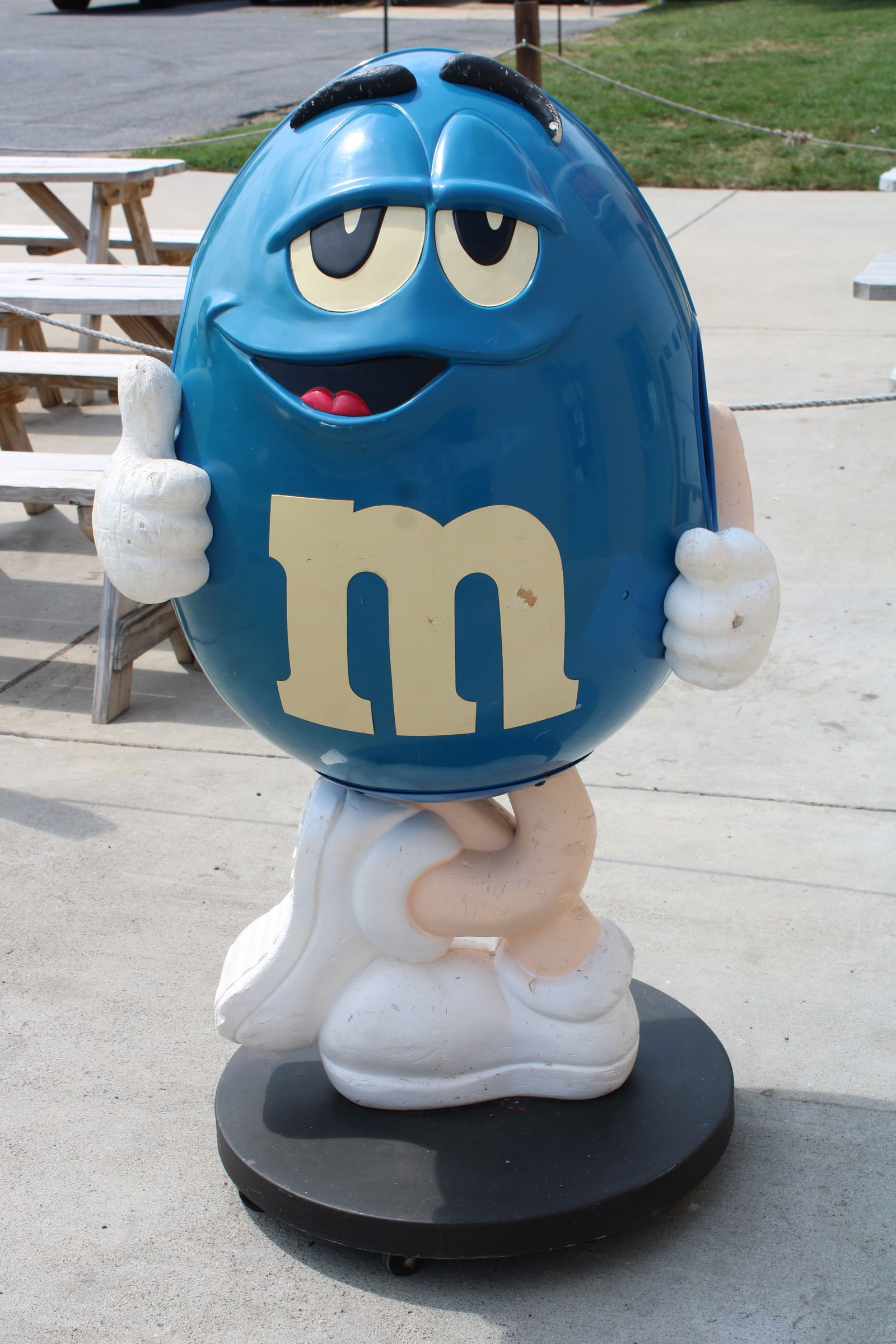M&M Candy Store Display (1 of 2)