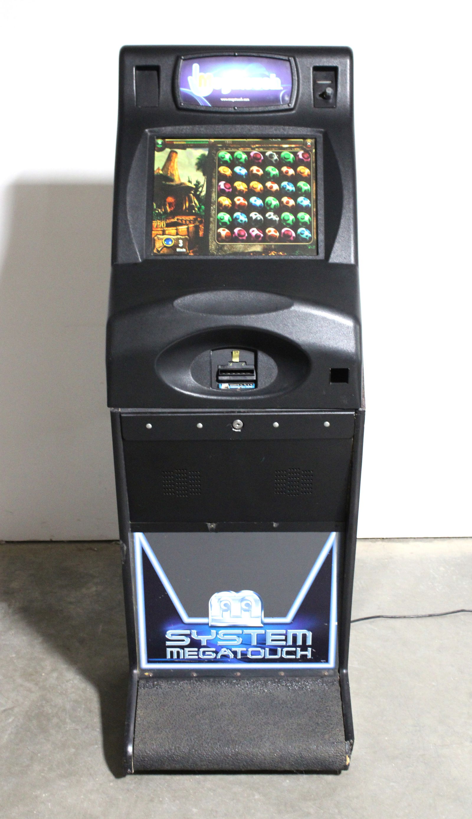 Megatouch Upright Arcade (1 of 3)