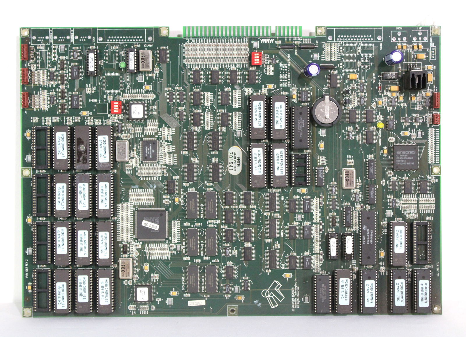 IT World Class Bowling, Lot 1 (1 of 1)