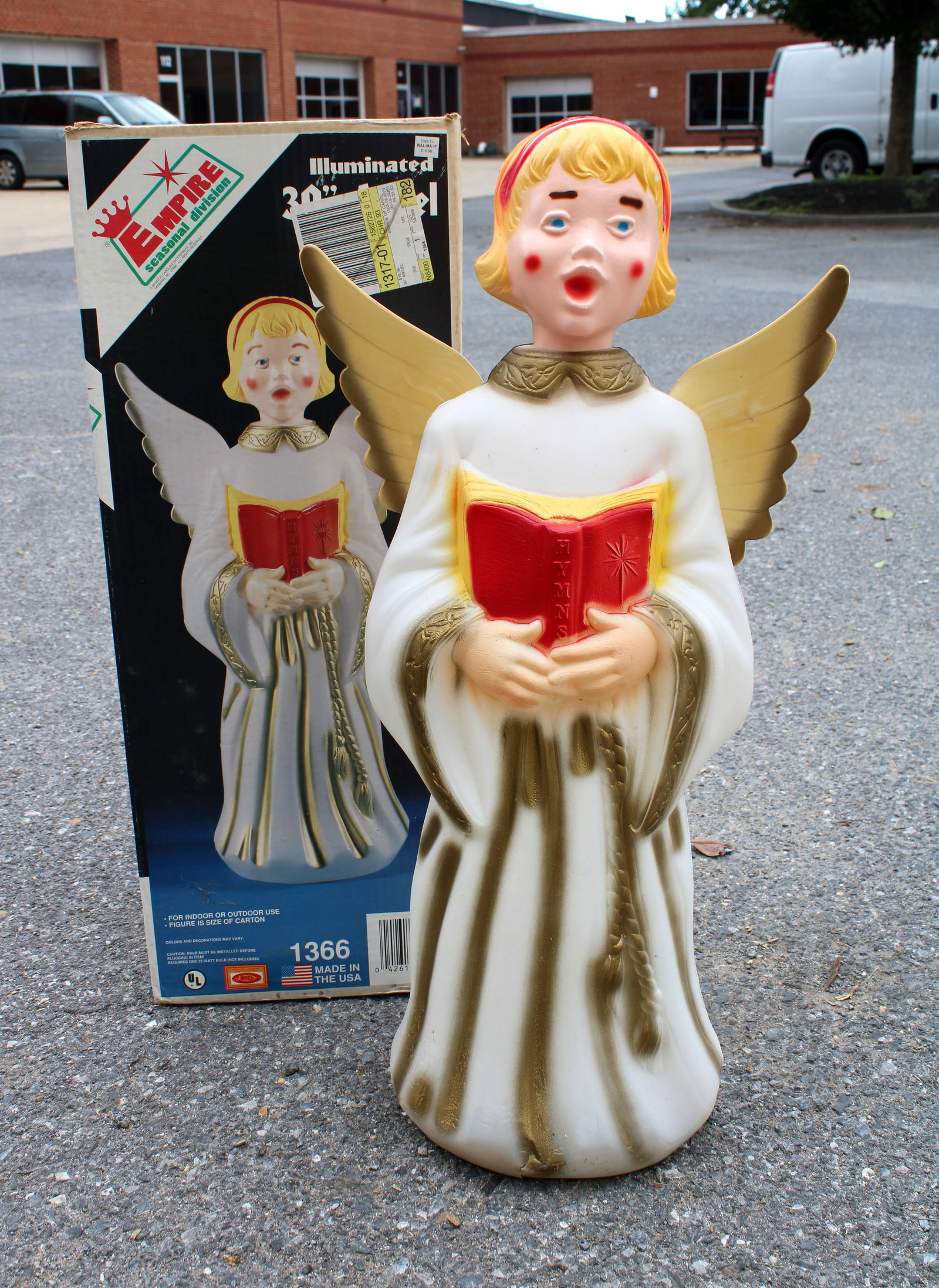 Empire 30" Angel Choir Vintage Christmas Blowmold with Box: This item requires third-party shipping or pickup arrangements to be made.
