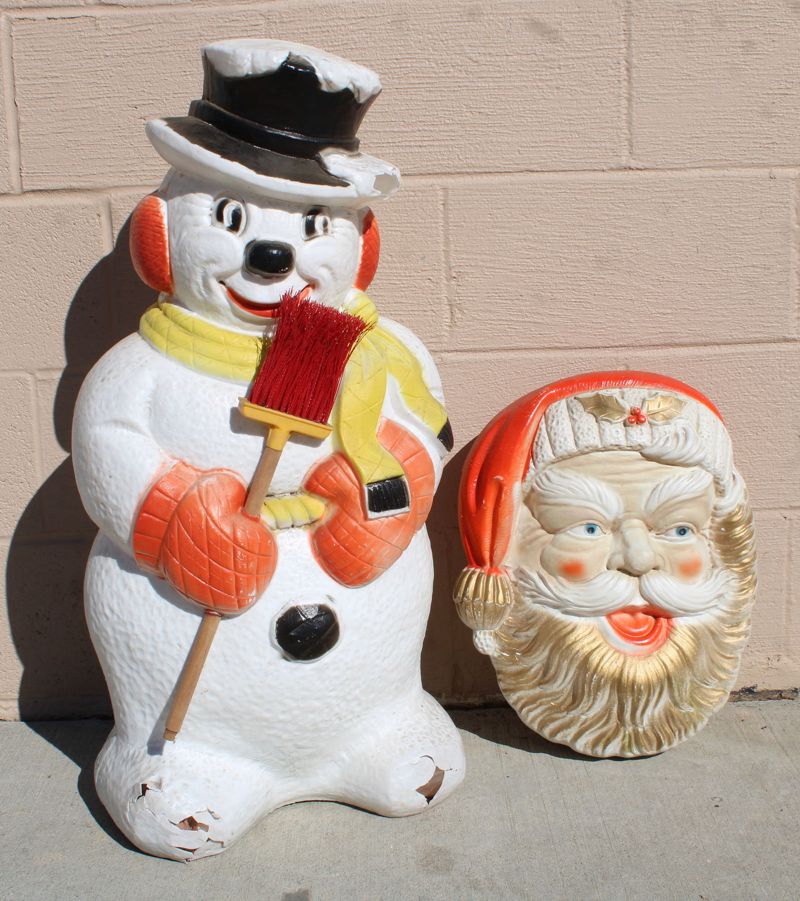 Frosty The Snowman / Santa Claus Vintage Holiday Blowmolds (1 of 3)