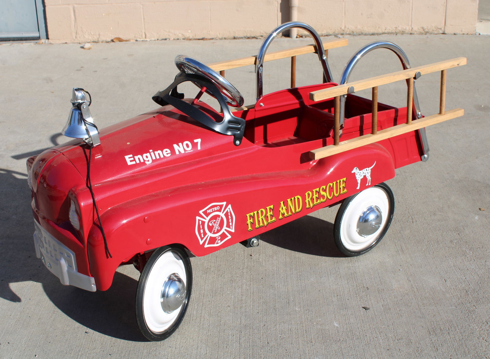 In Step Fire Engine Kiddie Pedal Car (1 of 5)