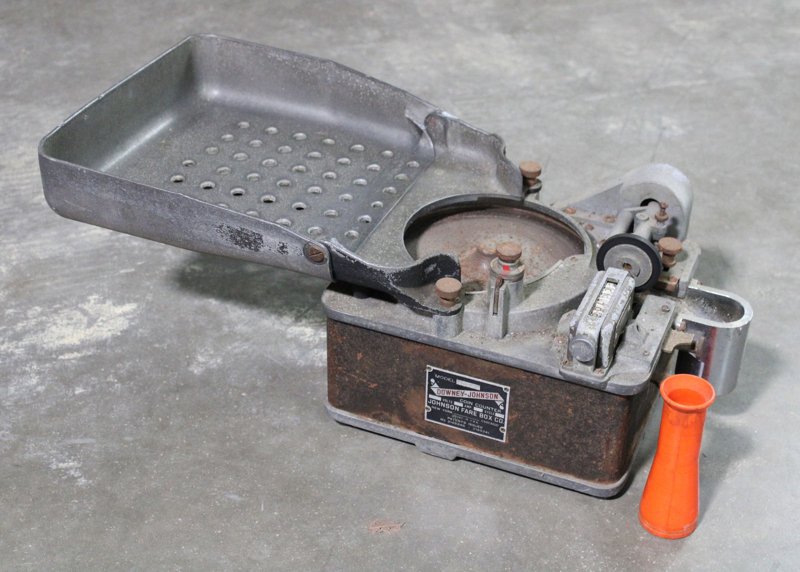 Johnson Fare Box Coin Counter (1 of 2)