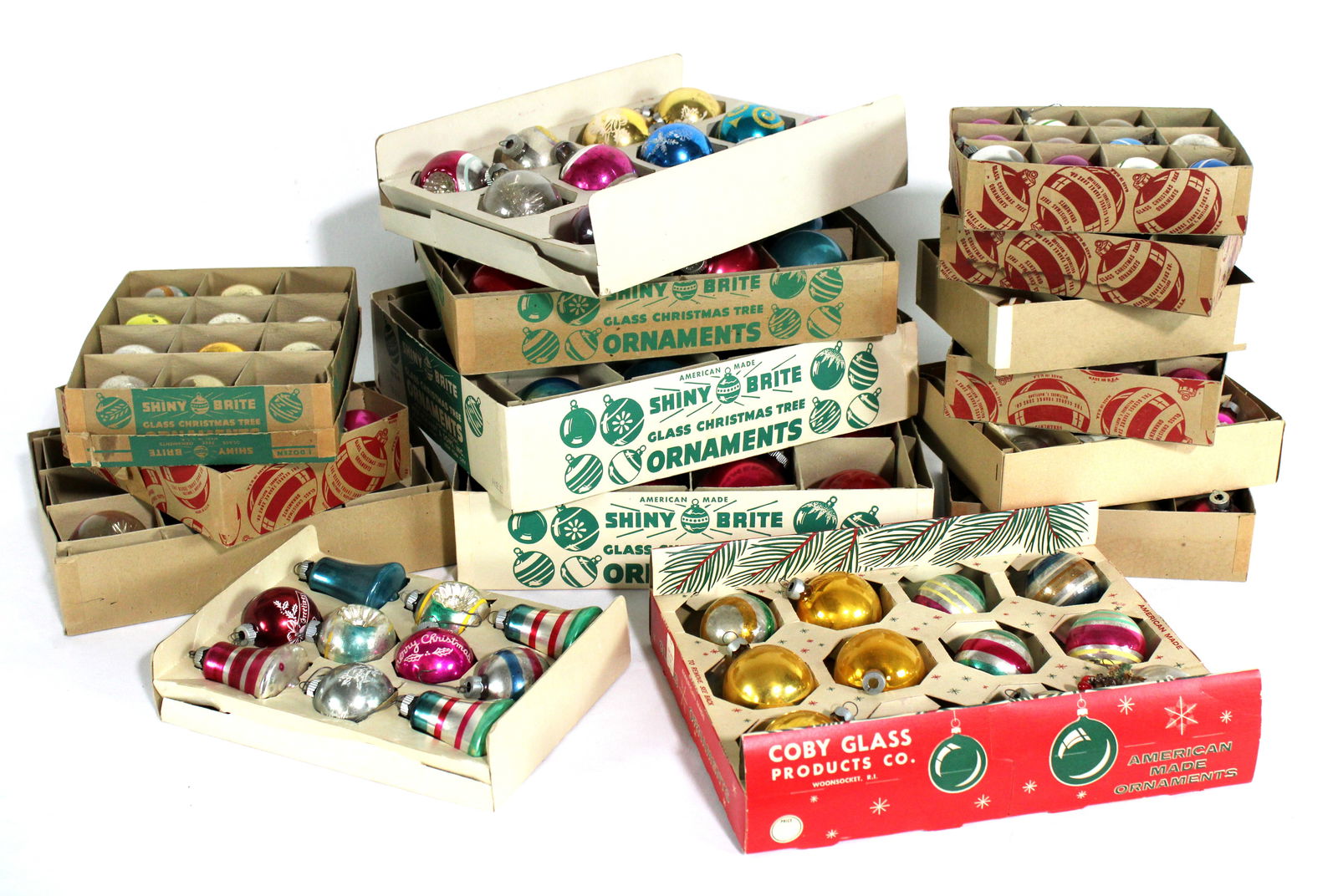 Large Lot of Shiney Brite / Coby Glass Vintage Ornaments: This item requires third-party shipping or pickup arrangements to be made.