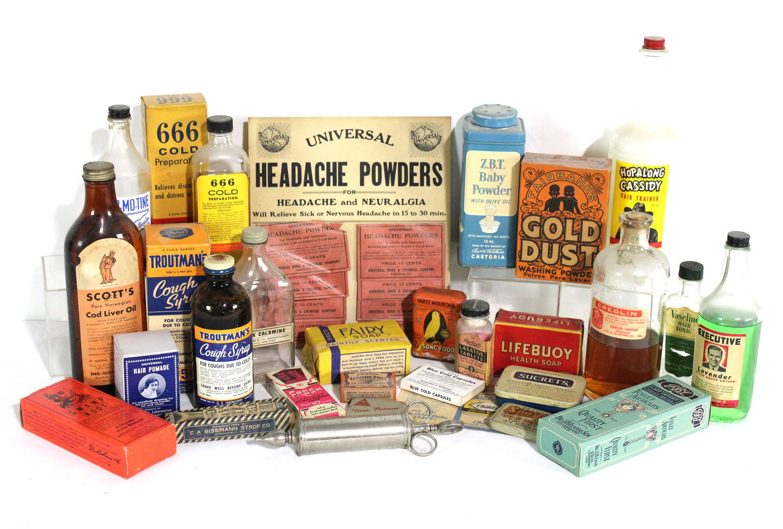 Country Store Shelf Stock incl. Gold Dust Washing Powder and 666 Cold Syrup (1 of 3)