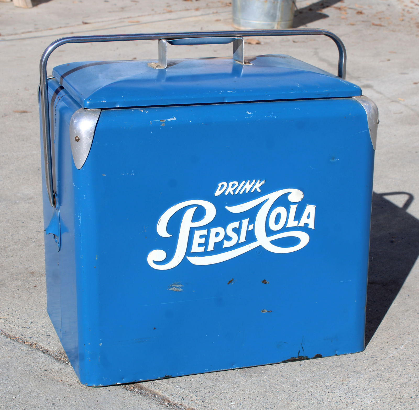 Pepsi Embossed Picnic Cooler (1 of 5)