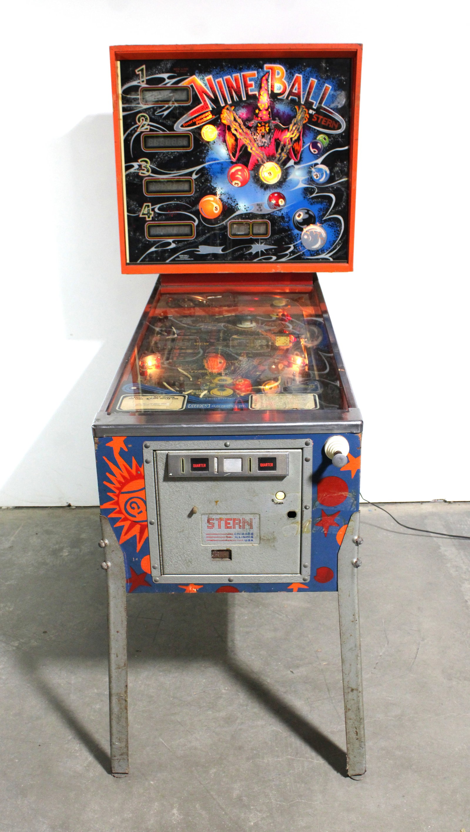 Stern Nine Ball Pinball Machine (1 of 10)