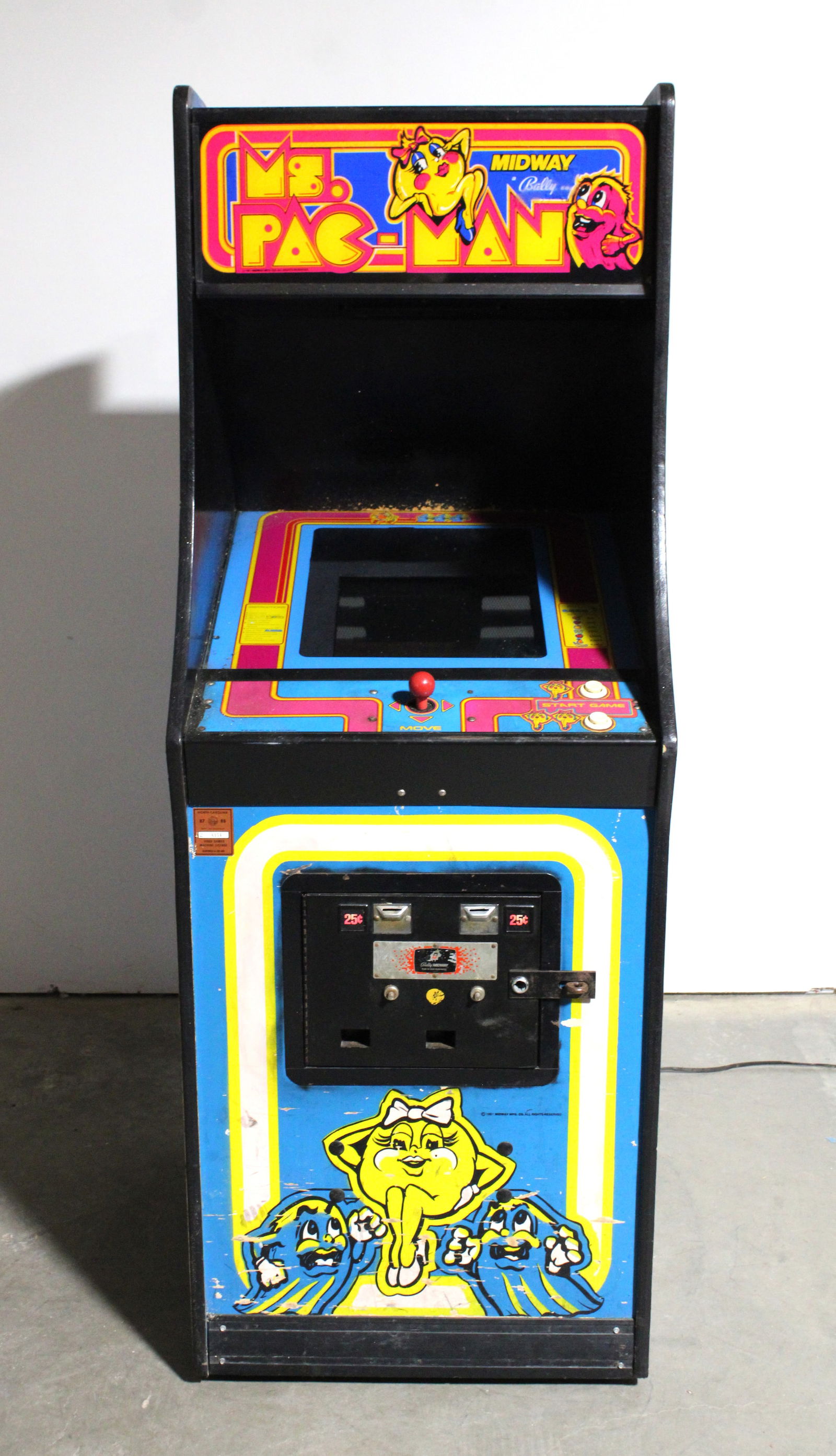 Bally Ms. Pac Man Arcade with Multicade Board (1 of 4)