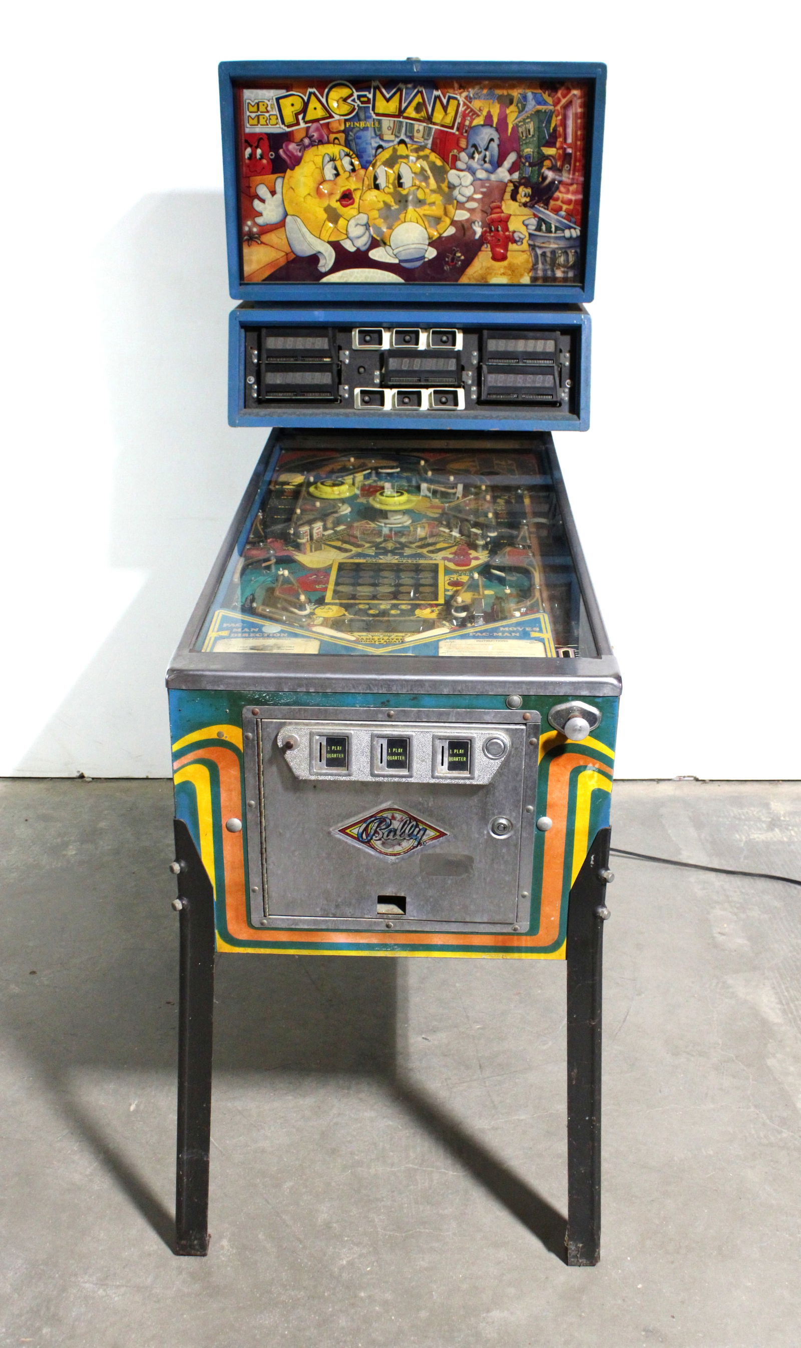Bally Mr. & Mrs. Pac-Man Pinball Machine (1 of 7)