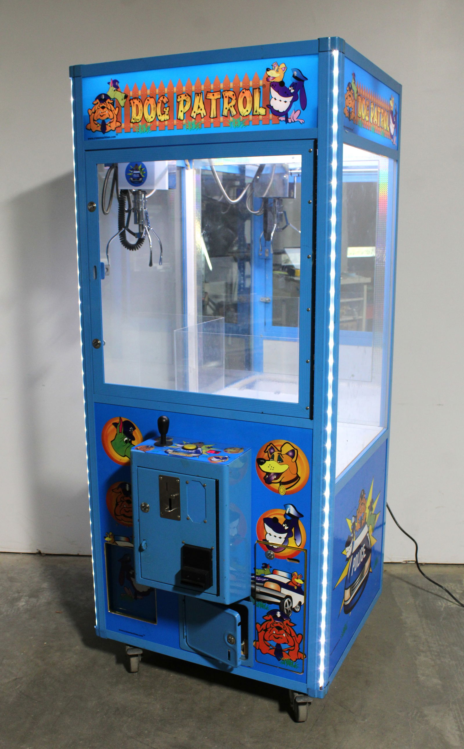 Coast to Coast Dog Patrol Crane Arcade Game (1 of 4)