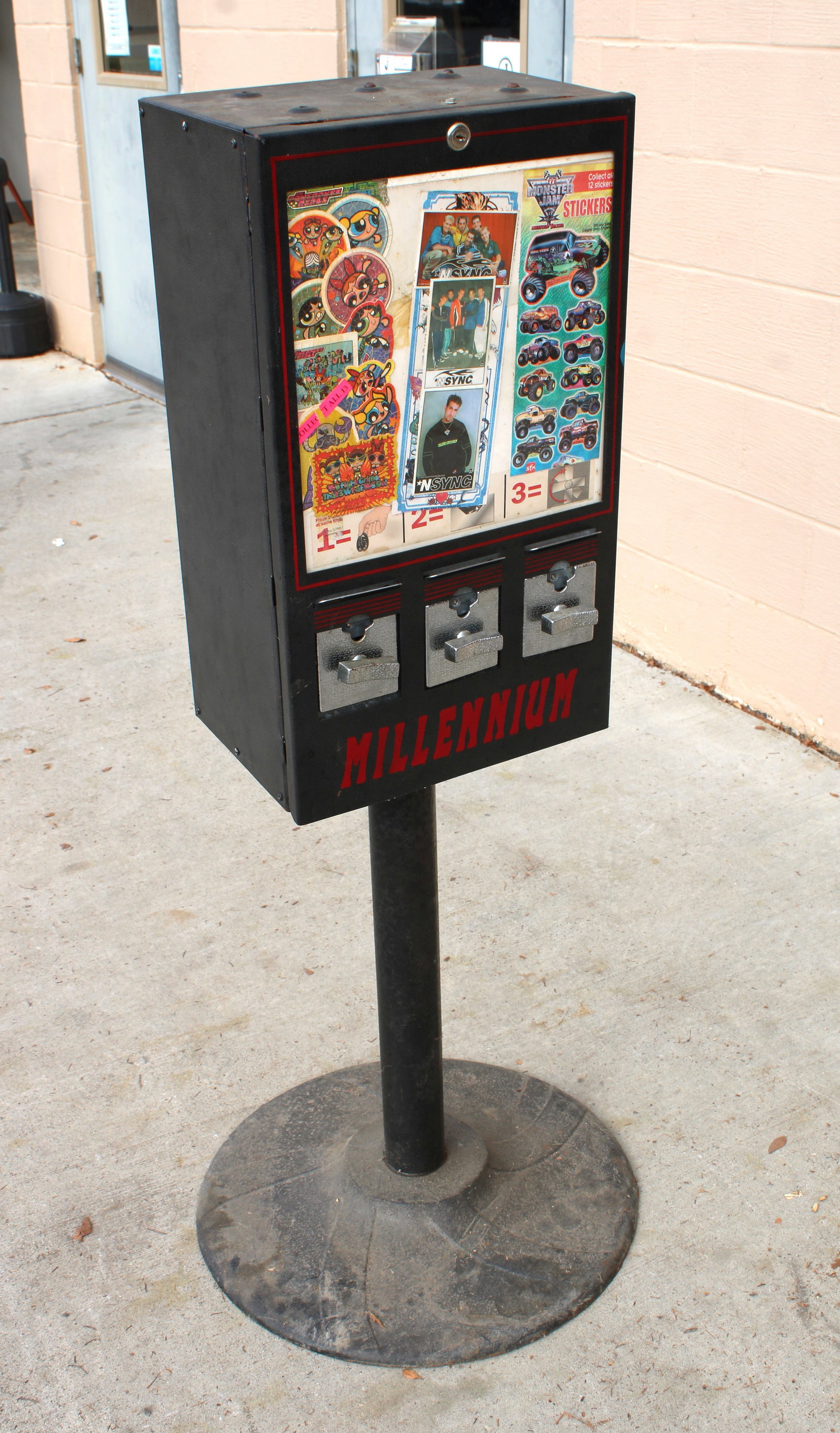 Coin Op Sticker/ Tattoo Vendor: Locked, no key. This item requires third-party shipping or pickup arrangements to be made. Dimensions: 52 x 22 x 22