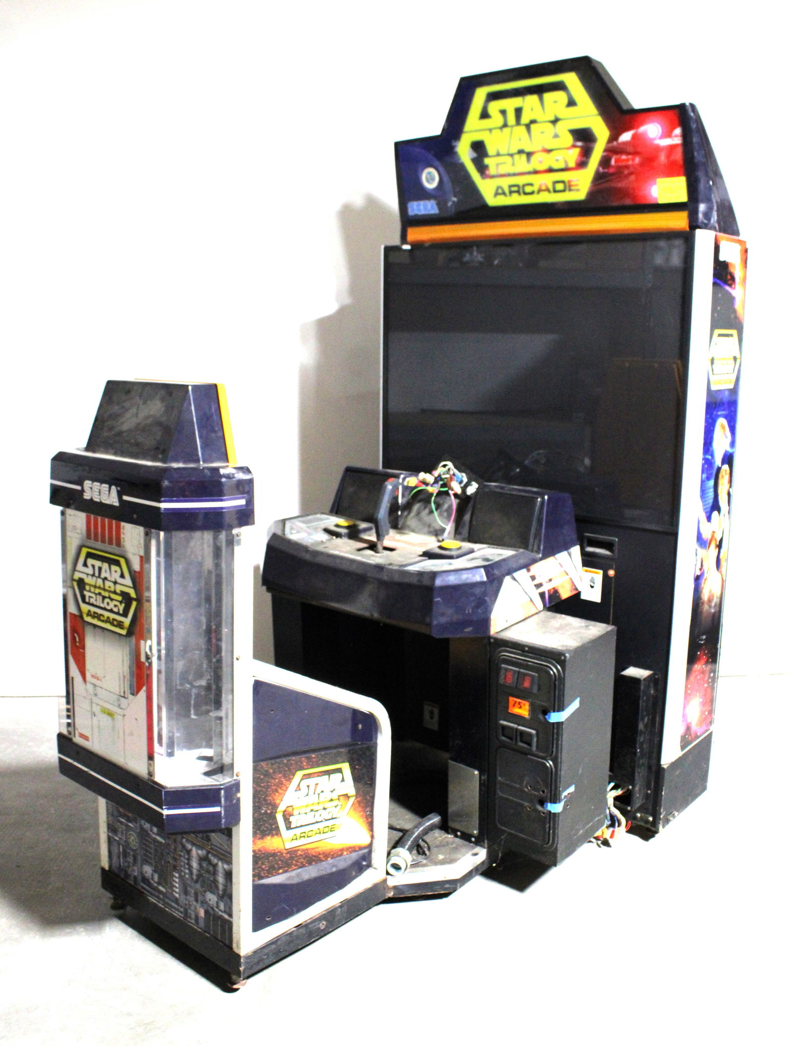 Sega Star Wars Trilogy Sit Down Arcade Game (1 of 5)