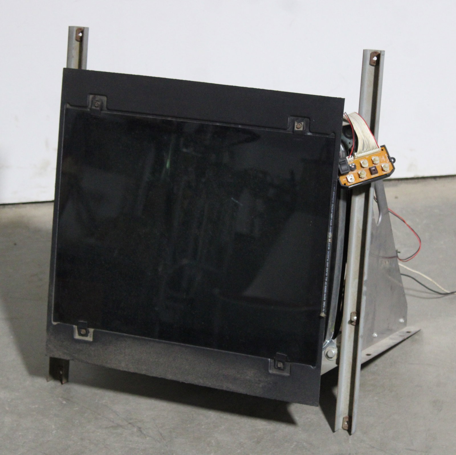 19" Arcade Monitor: Untested. This item requires third-party shipping or pickup arrangements to be made. Dimensions: 23 x 21 x 17