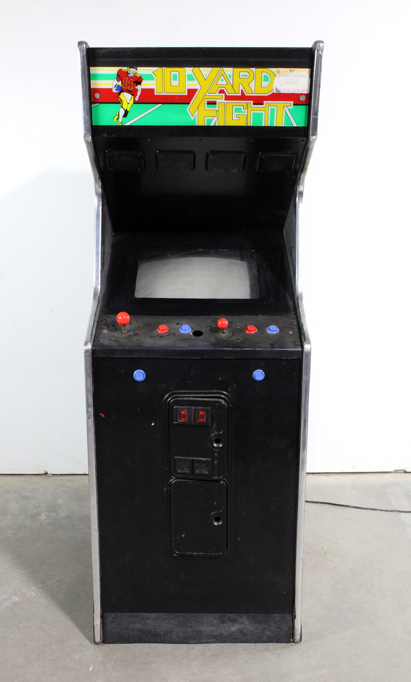 10-Yard Fight Arcade Game: Plays blind, no picture on screen. This item requires third-party shipping or pickup arrangements to be made. Dimensions: 70 x 25 x 32