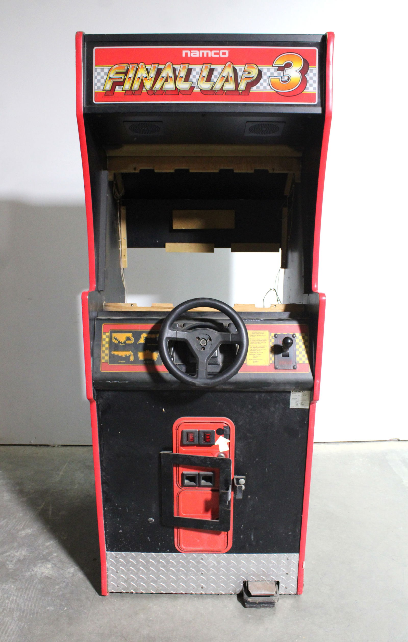 Namco Final Lap 3 Arcade Game Cabinet with Boards (1 of 6)