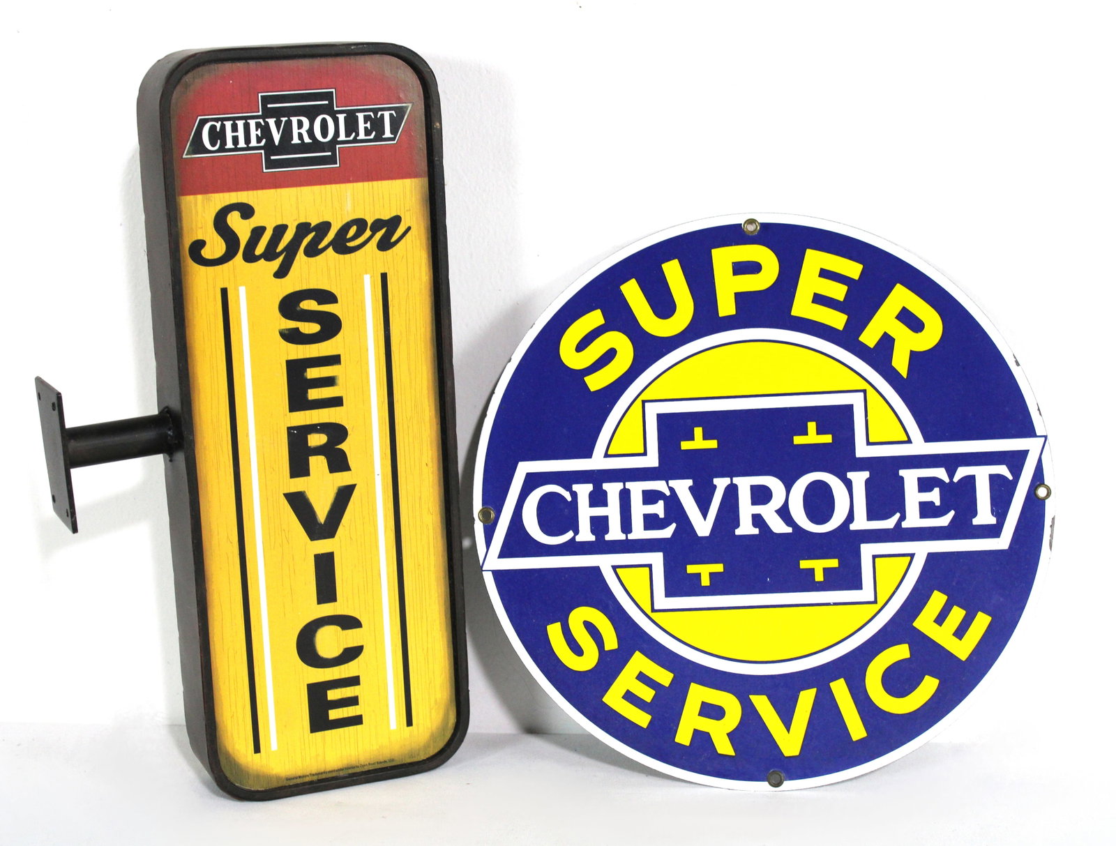Chevrolet Contemporary Signs: In-house shipping available. Dimensions of Round porcelain: 12"