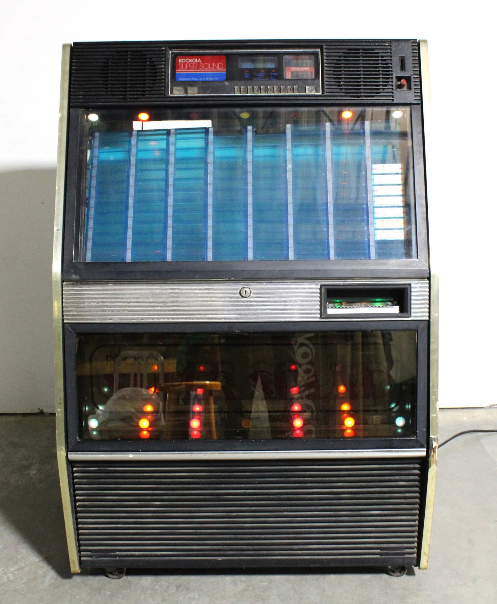 Rockola Super Sound Model 490 Jukebox (1 of 4)