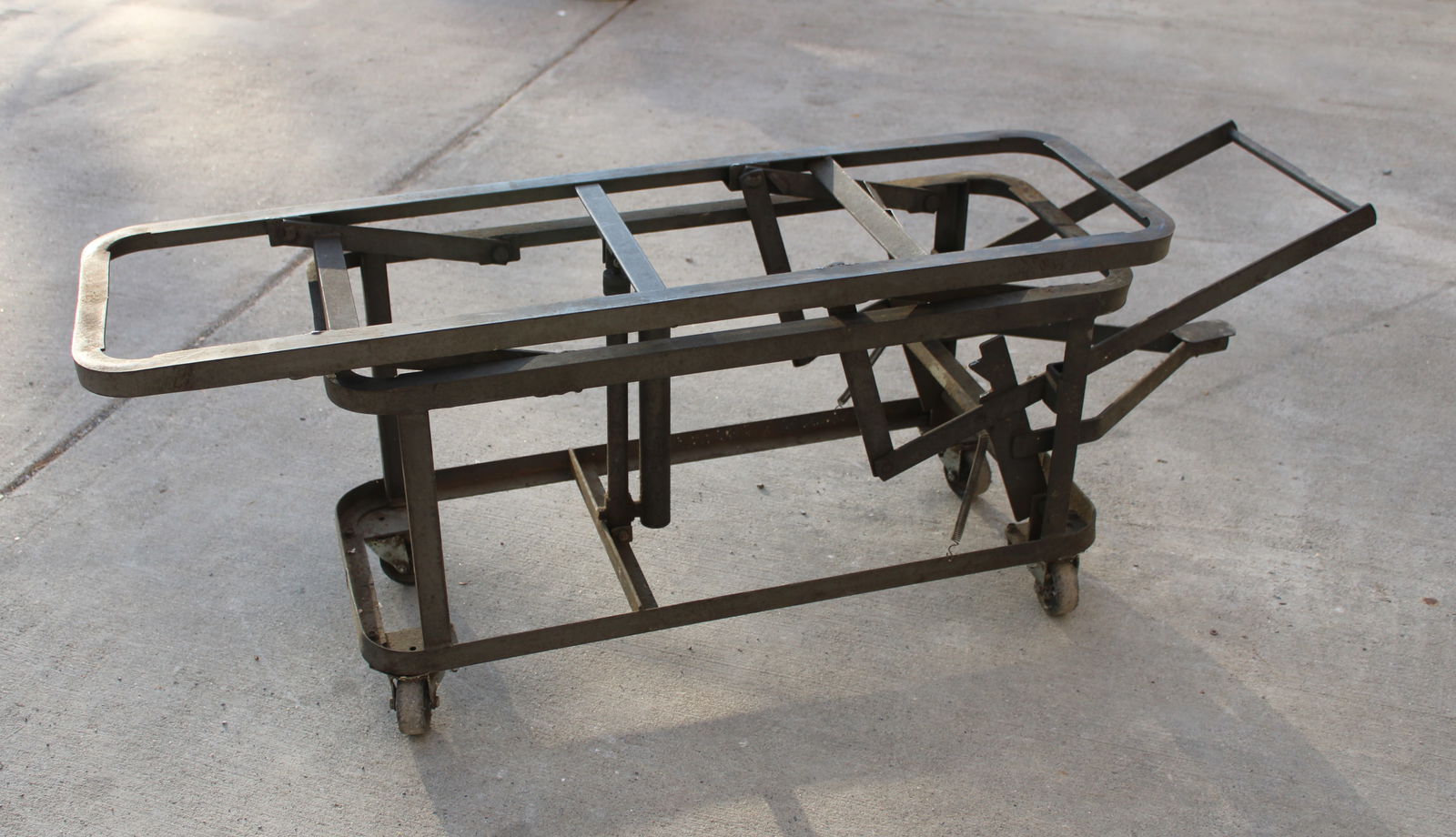 Wico Pinball Cart (1 of 2)