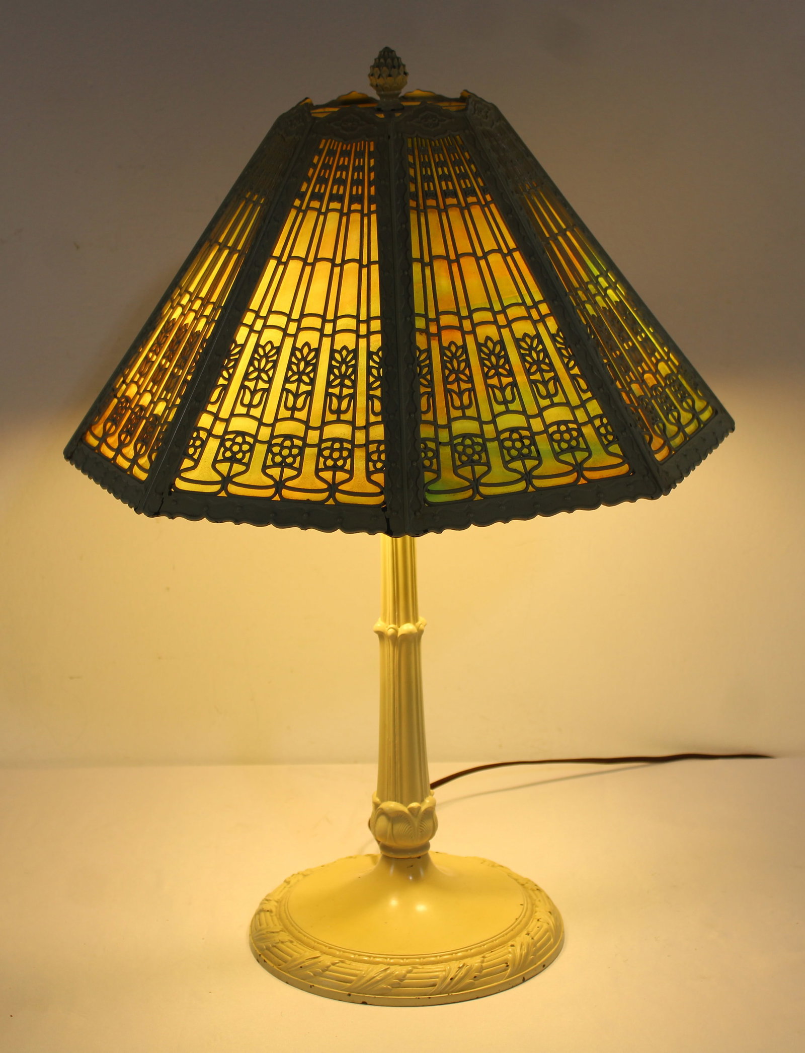 Antique Miller Slag Glass Lamp, 1930s - Rewired: Working. This item requires third-party shipping or pickup arrangements to be made. Dimensions: 23 x 16 x 16