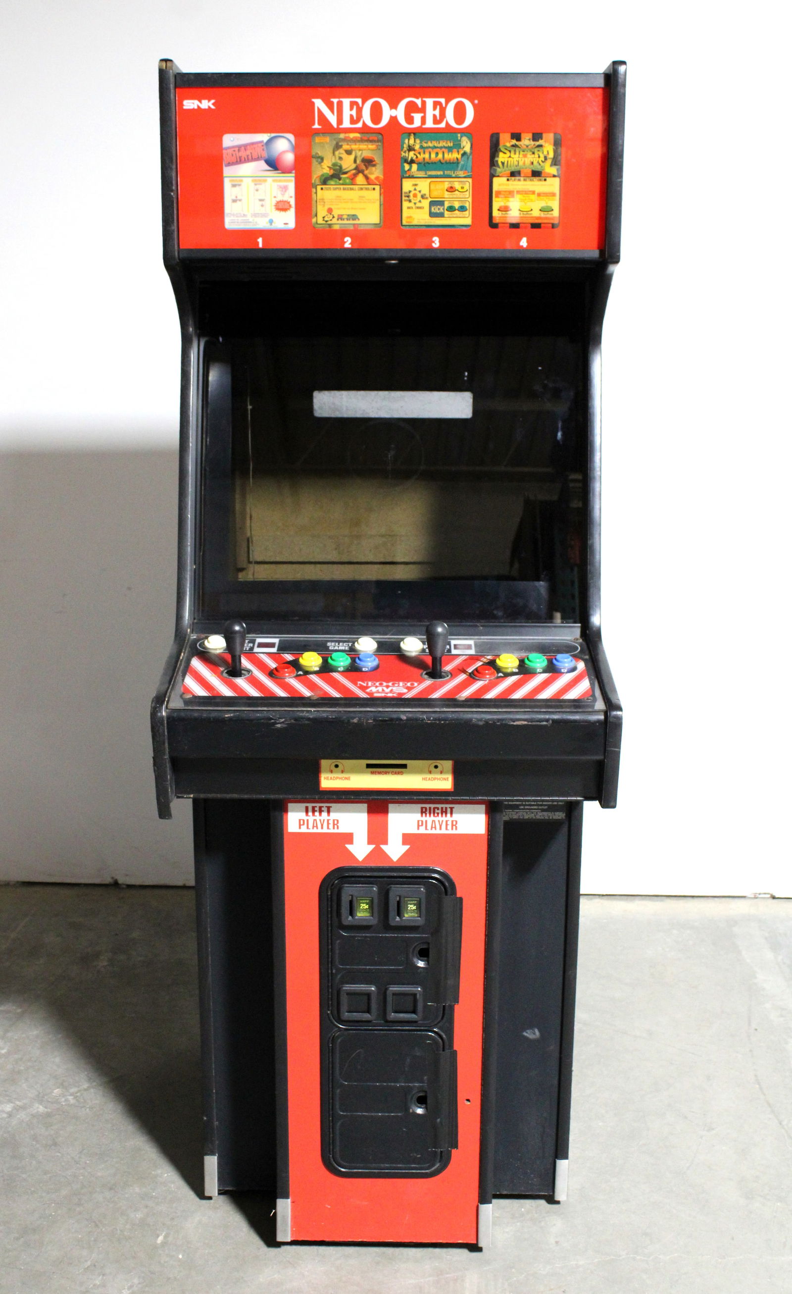 SNK Neo Geo 4-Slot Arcade Game with Cartridges (1 of 4)